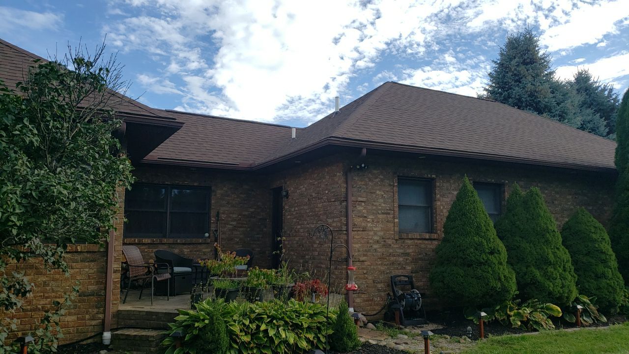 Atlas Pinnacle Pristine Scotchgard: Sienna Drip Edge: Musket Brown by Eagle Eye Roofing