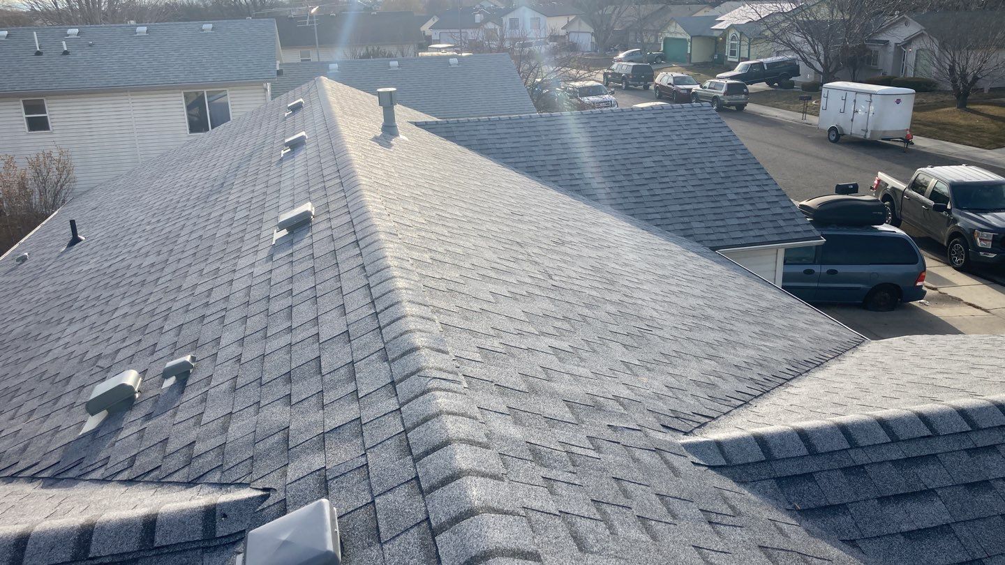 Single Story roofing replacement Meridian in using Owens Corning Oakridge shingles in Estate Grey by ID Roofing LLC