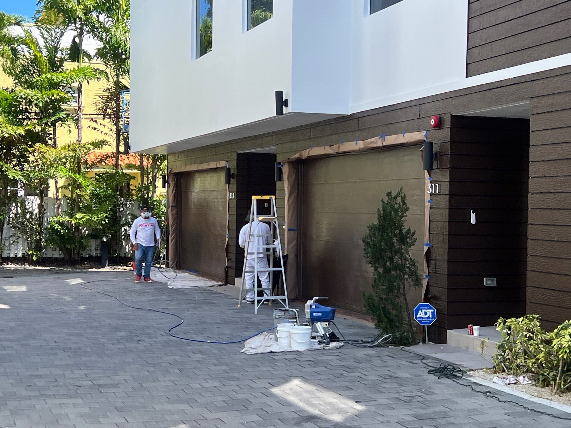 Fort Lauderdale Town Homes Exterior Painting by John “The Greek” Painting
