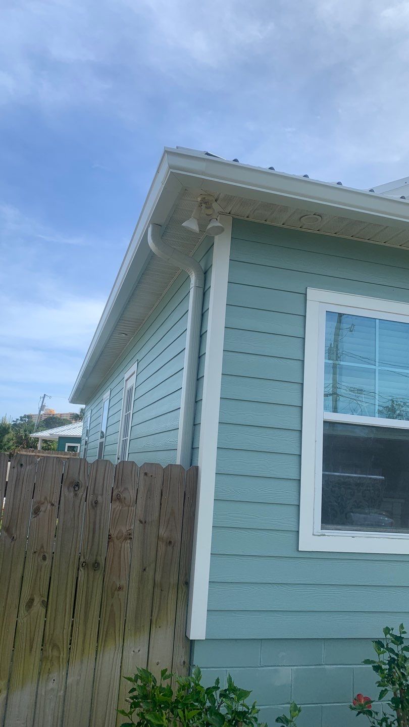 K-Style Seamless Gutter Installation using 6 Inch Seamless Aluminum Gutters by Gutter Professors