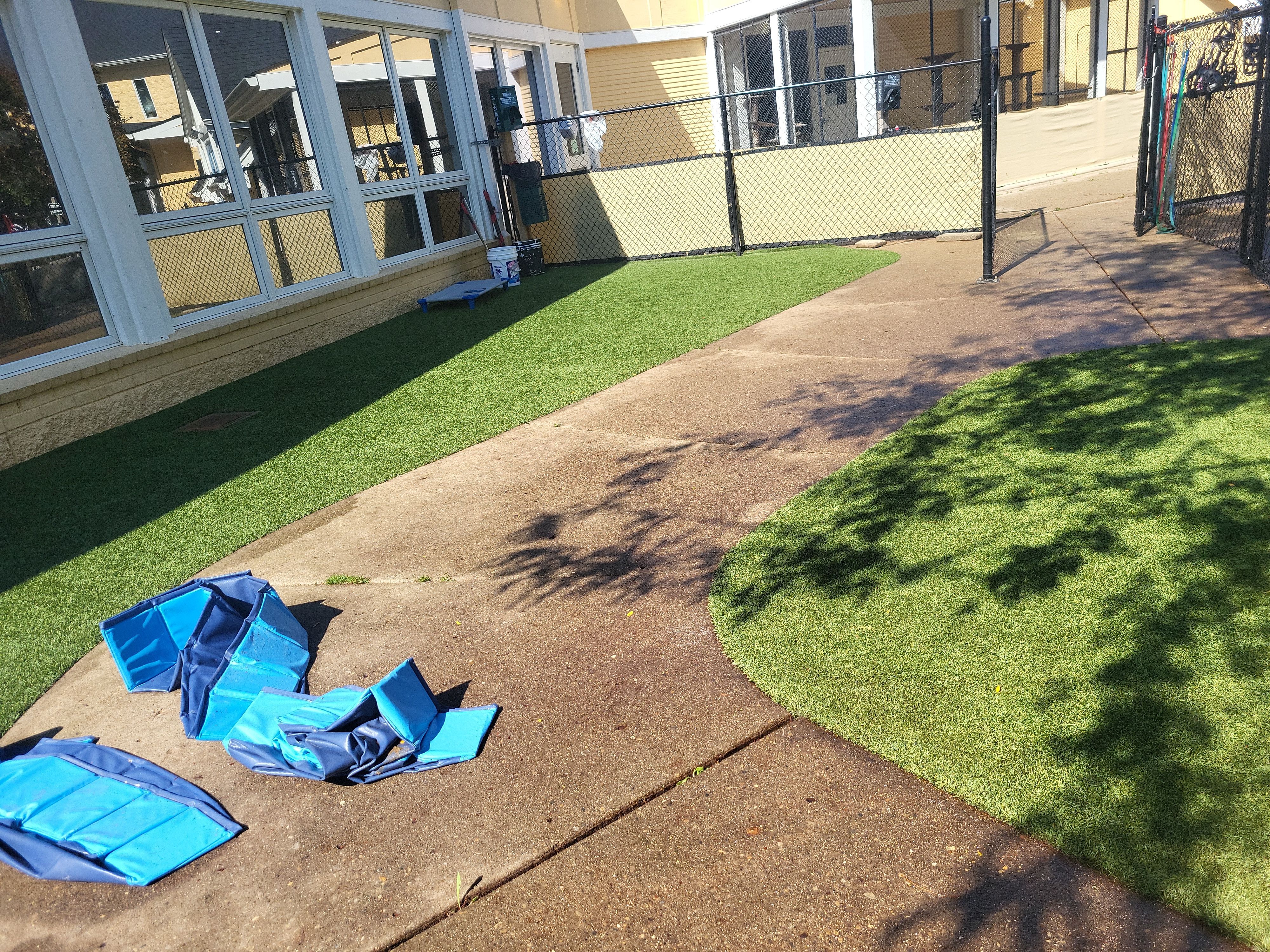 Synthetic Pet Lawn for Indy Humane by Southwest Greens Midwest