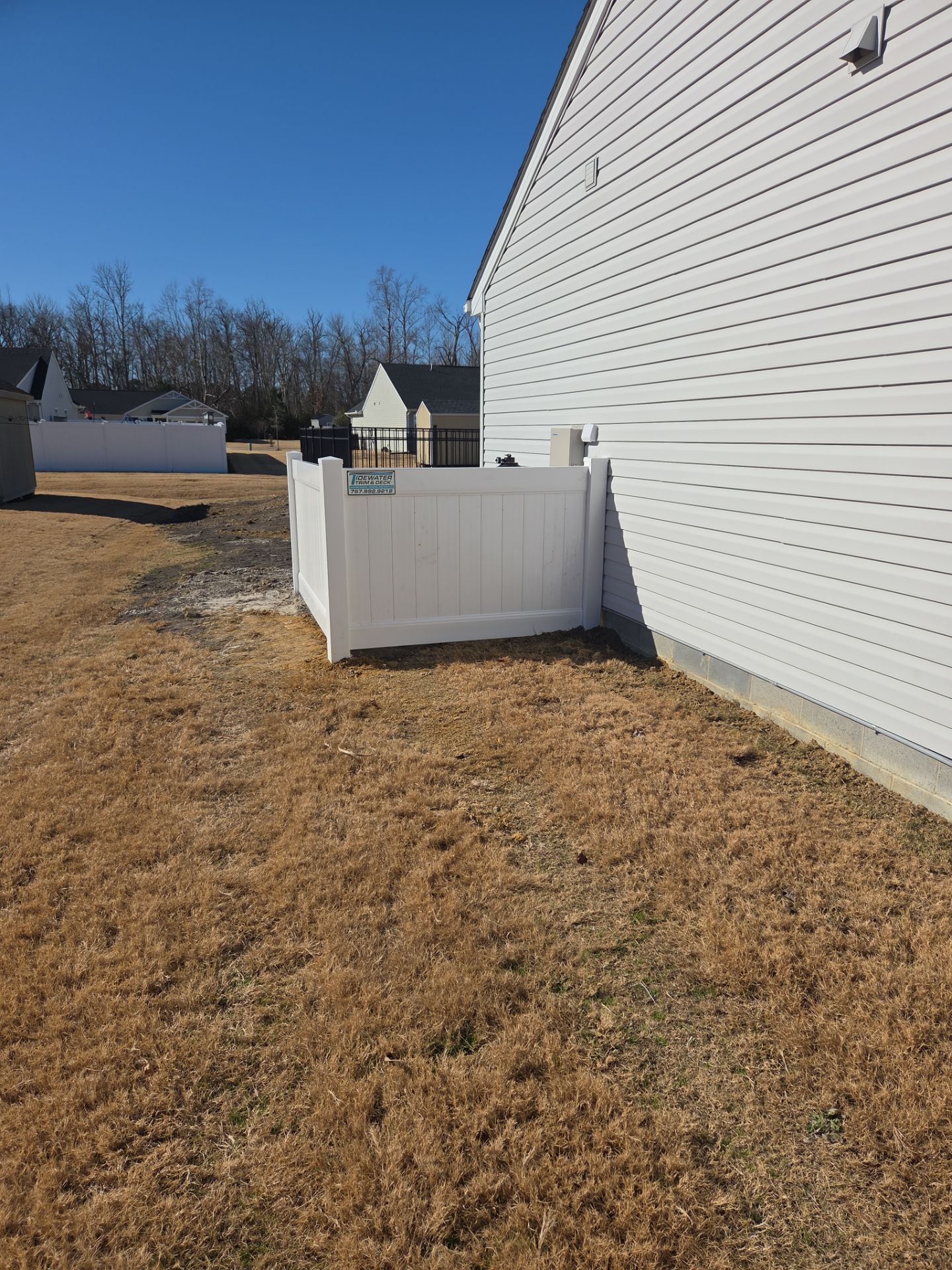 Beautiful New Pool Fence by Tidewater Fence