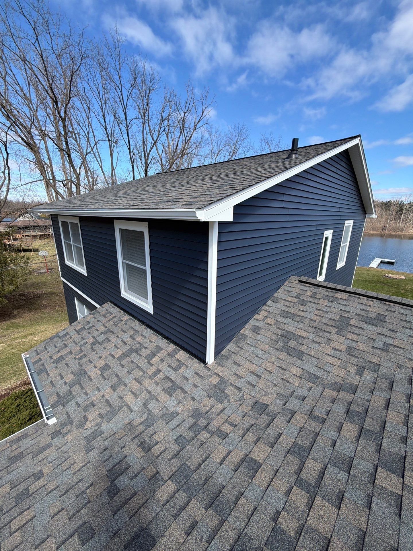 Siding Replacement using Alside Charter Oak D4.5" by 180 Contractors