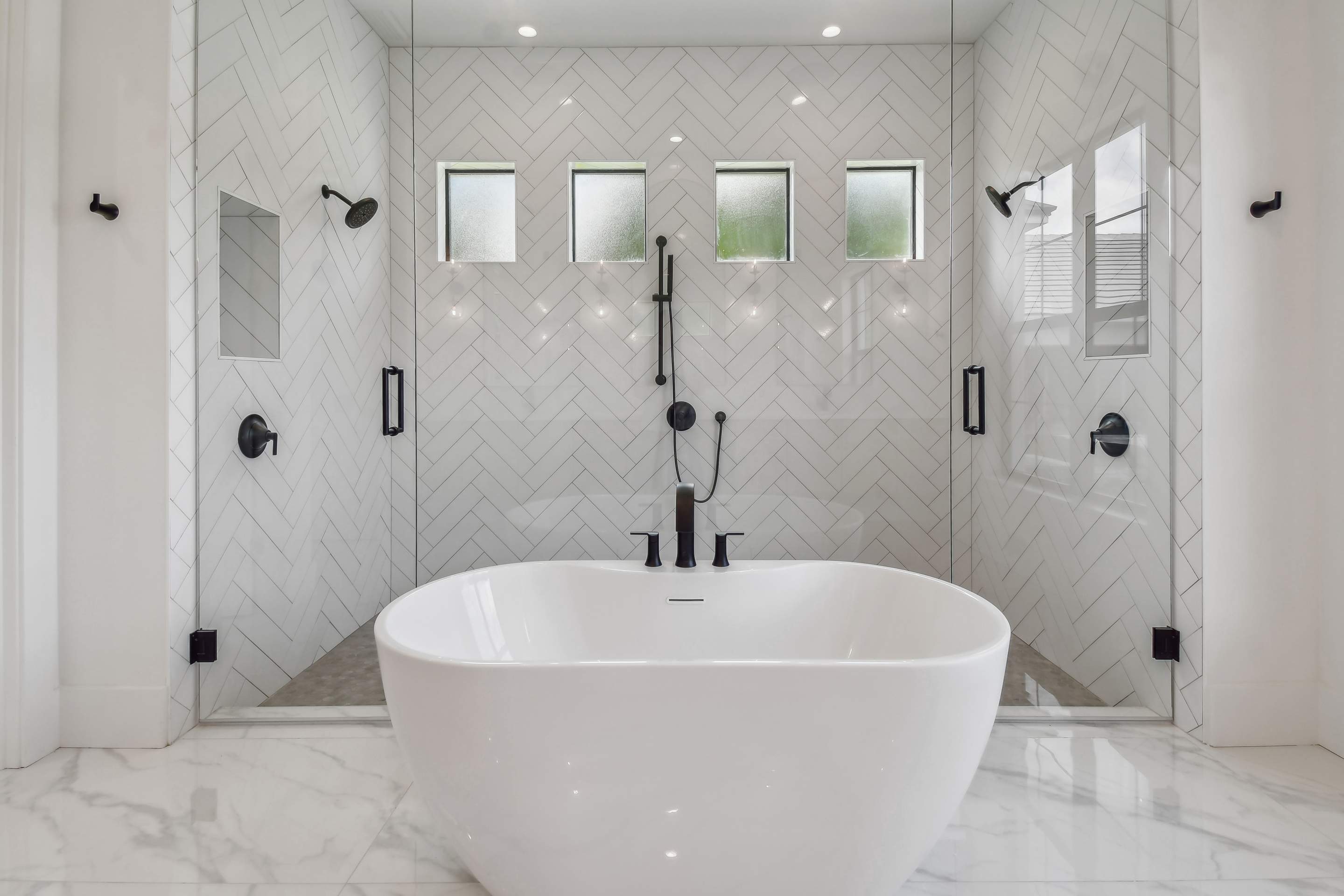 Custom Kingston by Lyons Heritage Tampa, LLC