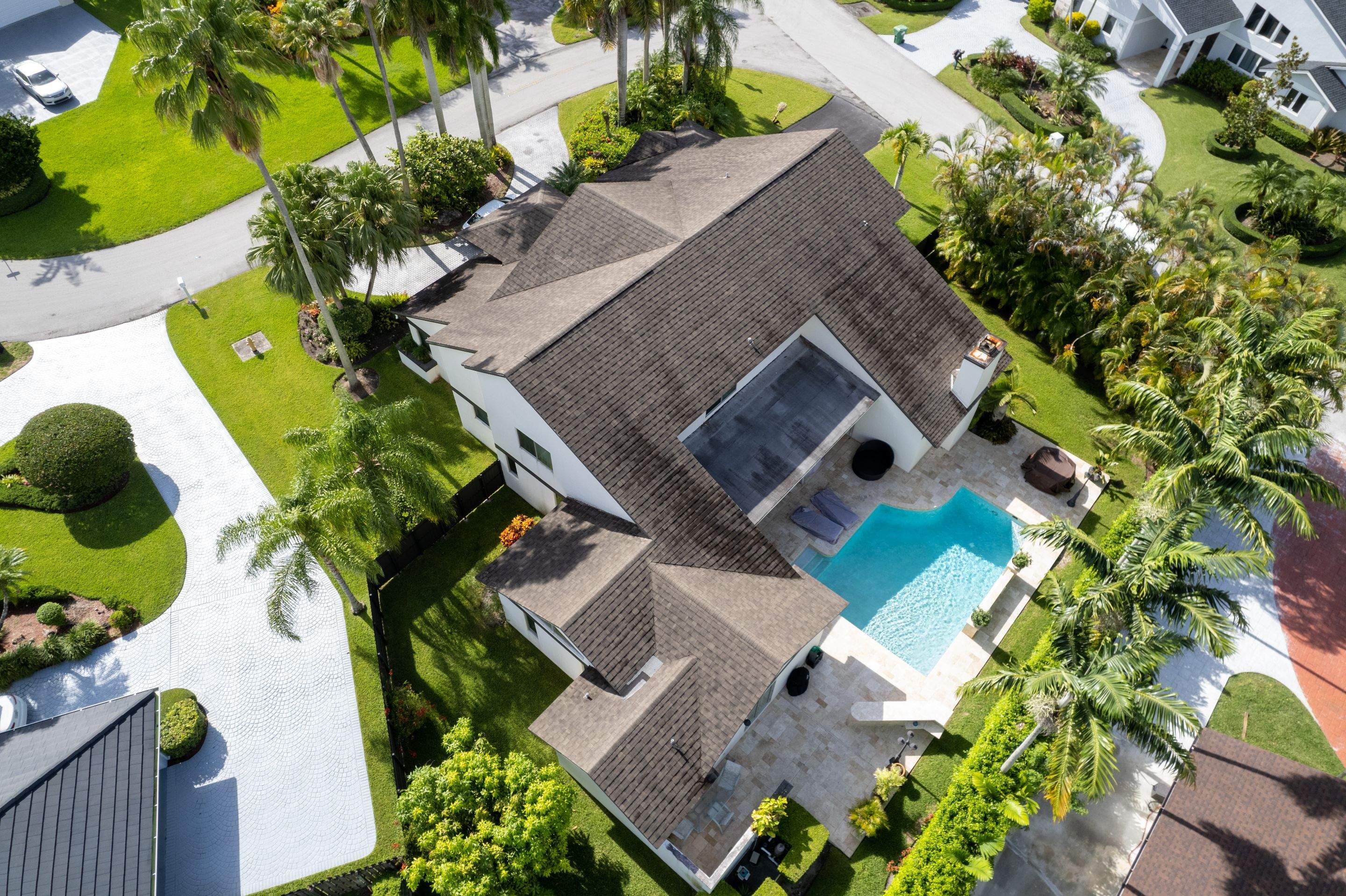 Metal Roof - Galvalume - Charcoal by Istueta Roofing