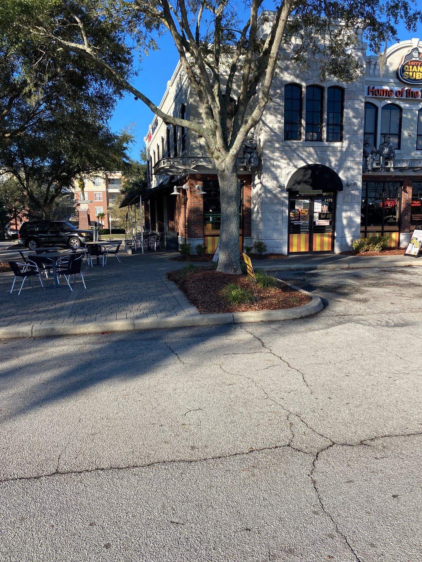Larry’s Giant Subs | Rock & Mulch by ProGreen Services