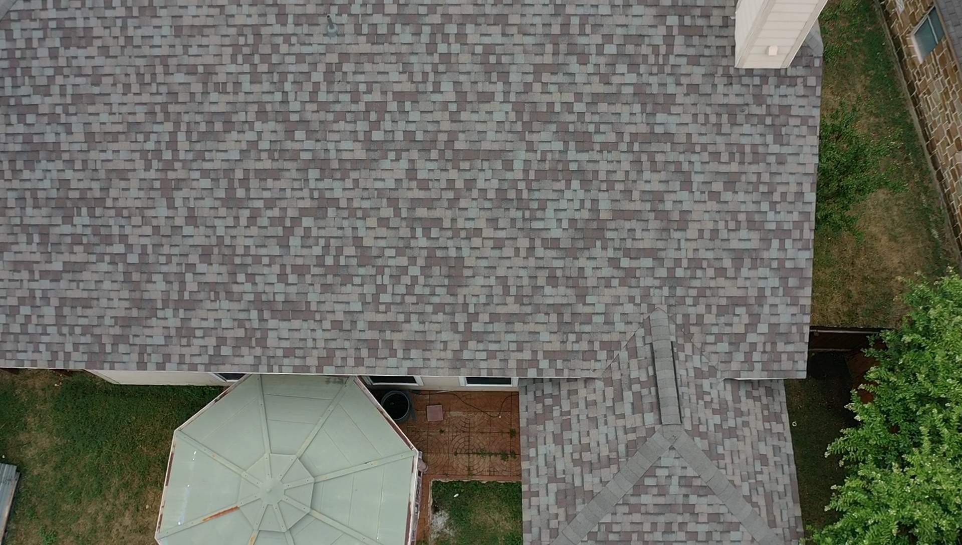 Residential Roof Replacement using Owens Corning 30 year Architectural Shingles by Premier Roofing and Contracting