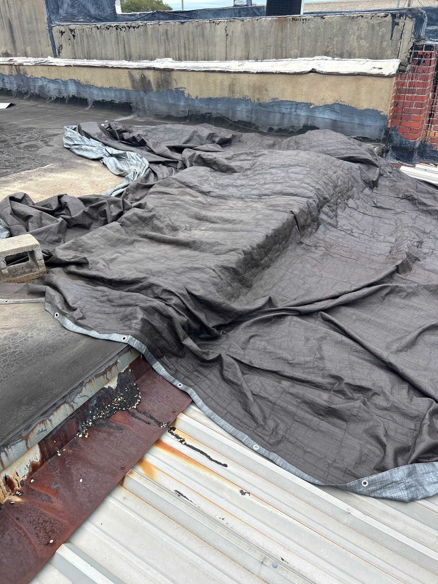 Downtown Gladewater Commercial Foam Roof Restoration – SPF + High-Tensile Acrylic by All Star Roofing LLC