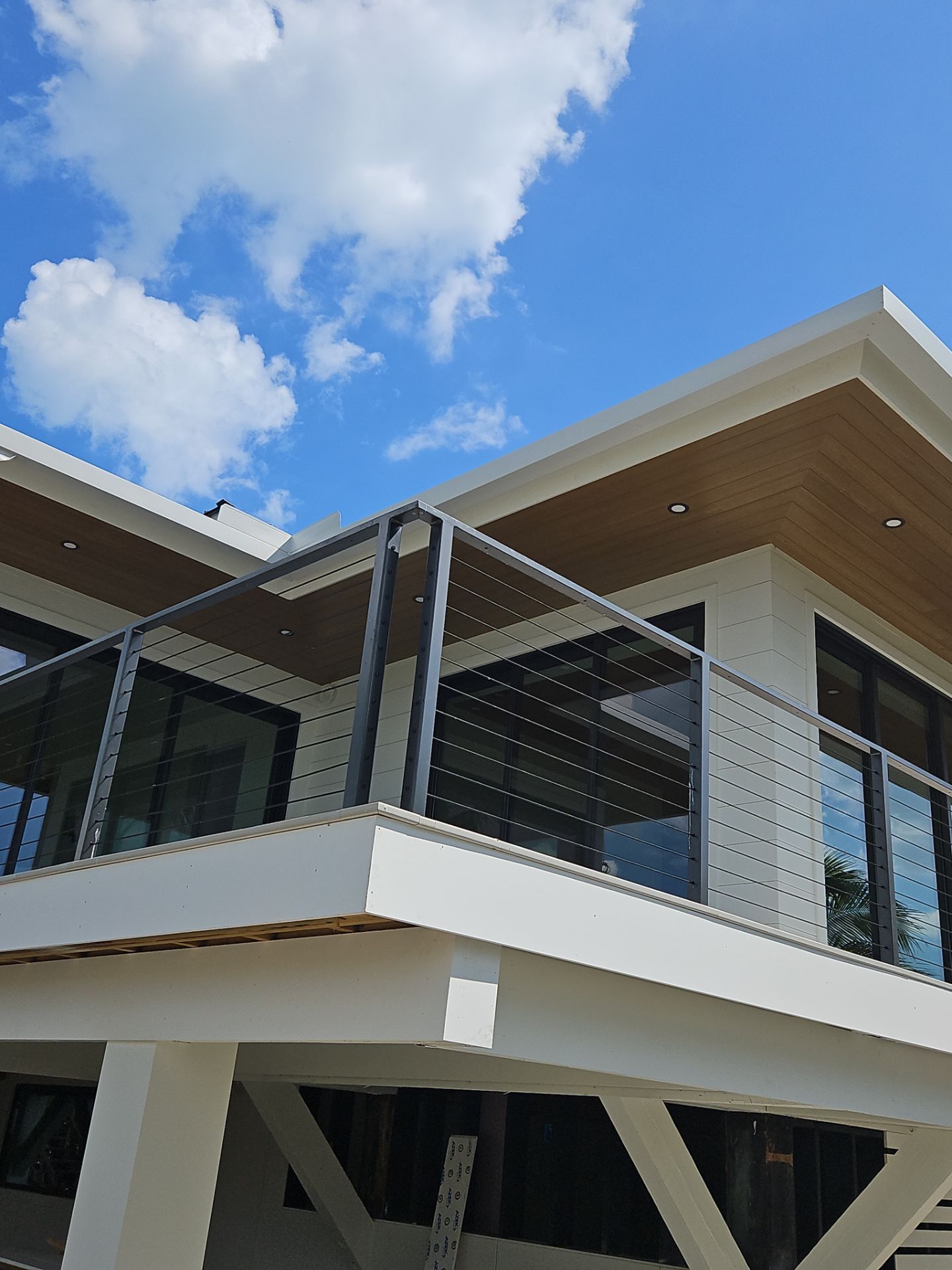 7-Inch Smooth Box Seamless Gutters using Seamless Gutters and Metal Fascia in Sanibel FL by Gutter Professors