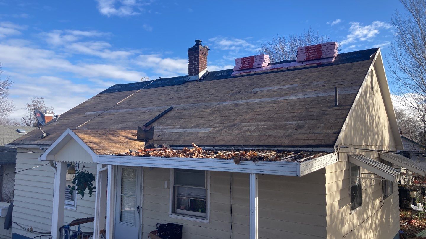 Investor Rental Home gets a new Owens Corning Oakridge roof in Sierra Grey by ID Roofing LLC