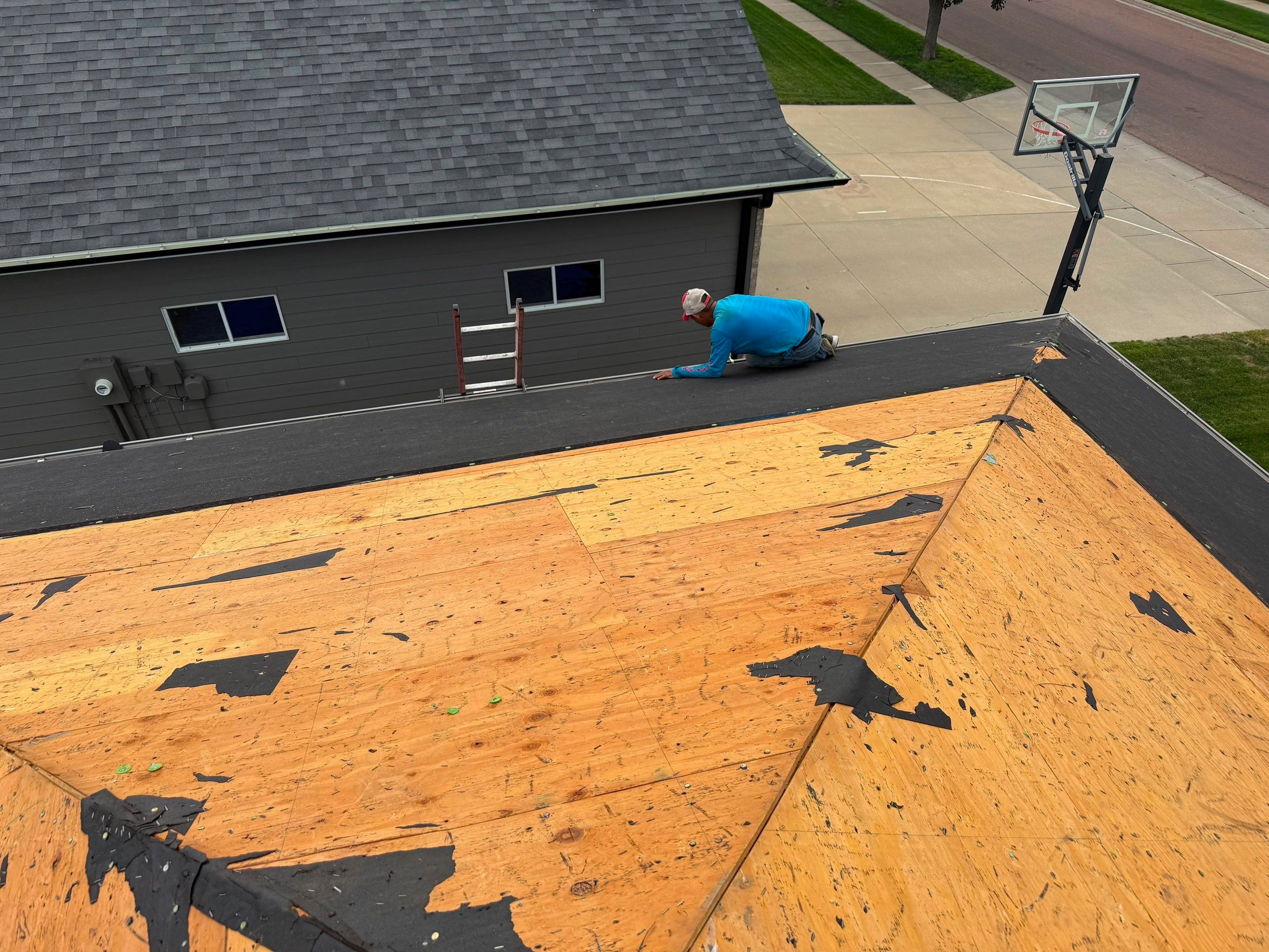 Sioux Falls Roof  by Lightning Exteriors