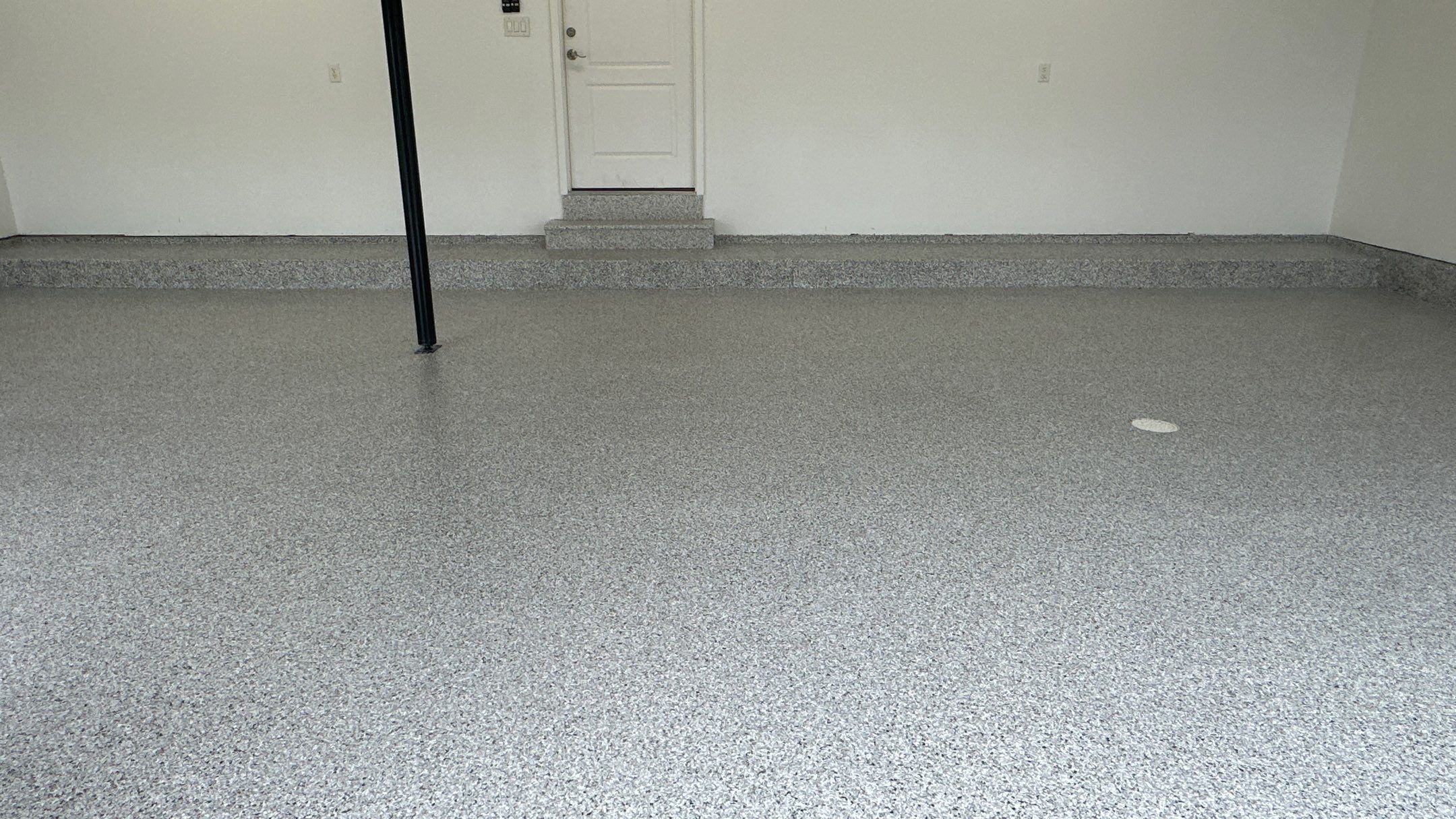 Richard W made the choice of Coyote flake on his new Banner Garage Floor by Banner Garage