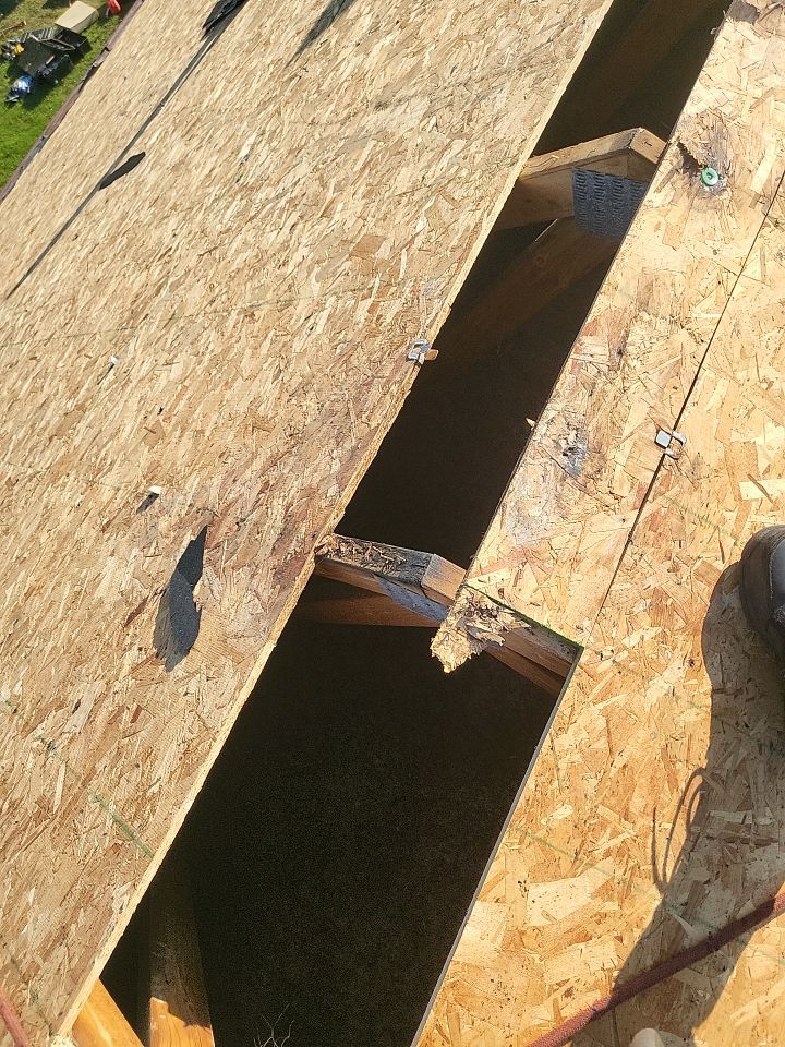 ATLAS PINNACLE COLOR: BLACK SHADOW DRIP EDGE: WHITE by Eagle Eye Roofing