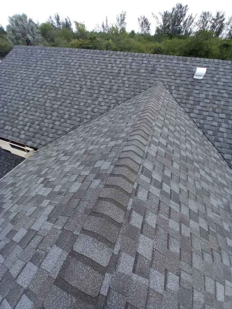 Shingle Roof Replacement in Boca Raton – Hassle-Free, Fast, and Professional Service by Aastro Roofing