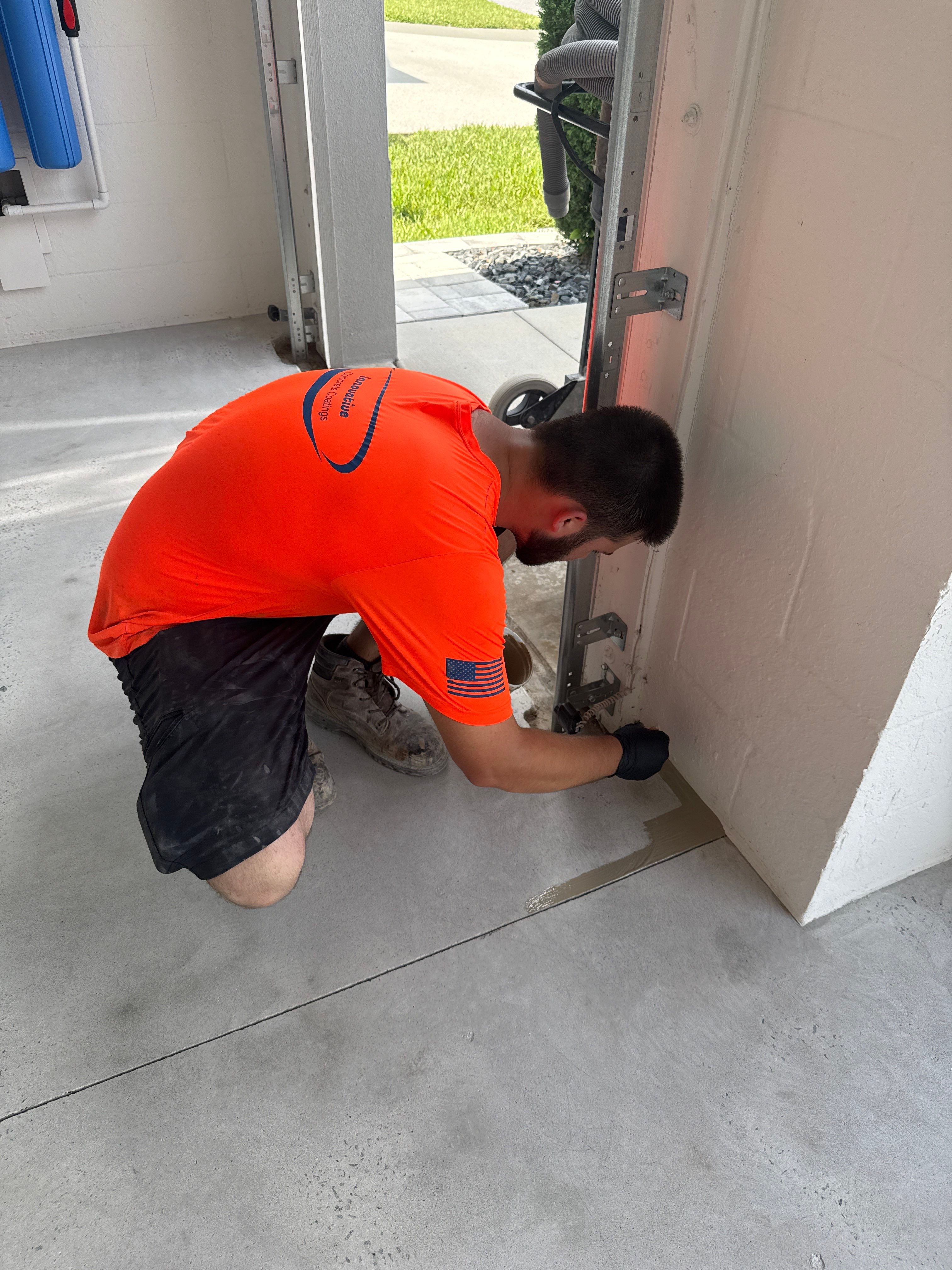 Garage by Innovative Concrete Coatings 