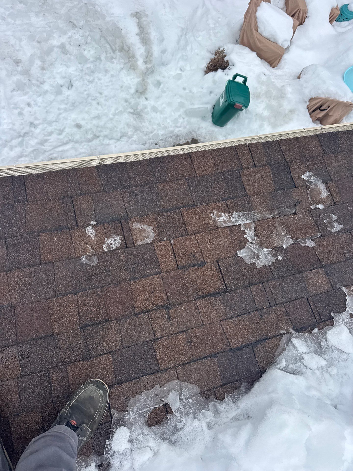 Ice Dam Removal & Snow Removal in Woburn, MA by Mighty Dog Roofing of Greater Middlesex County