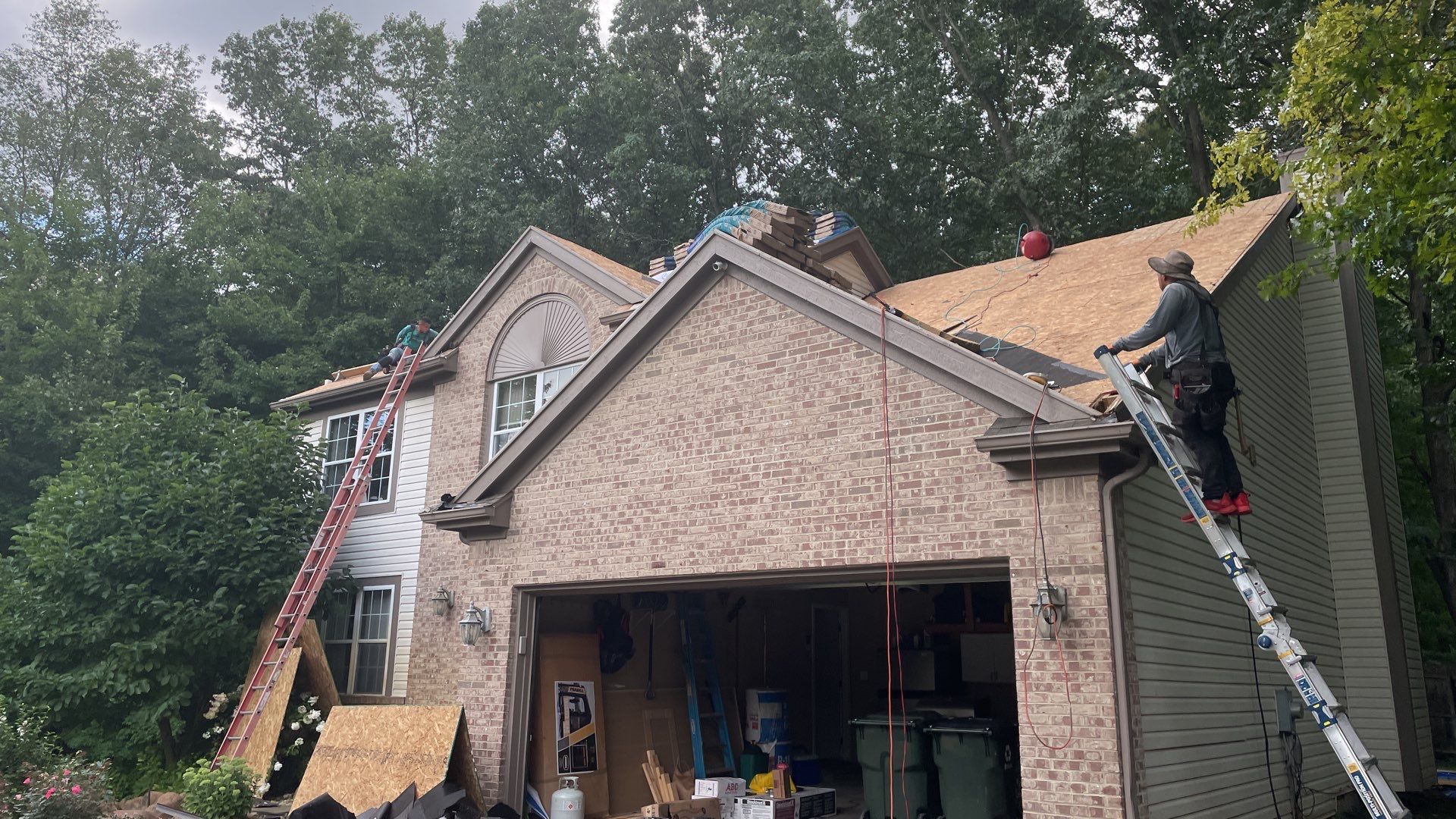 Roof Replacement using CertainTeed Landmark by 180 Contractors