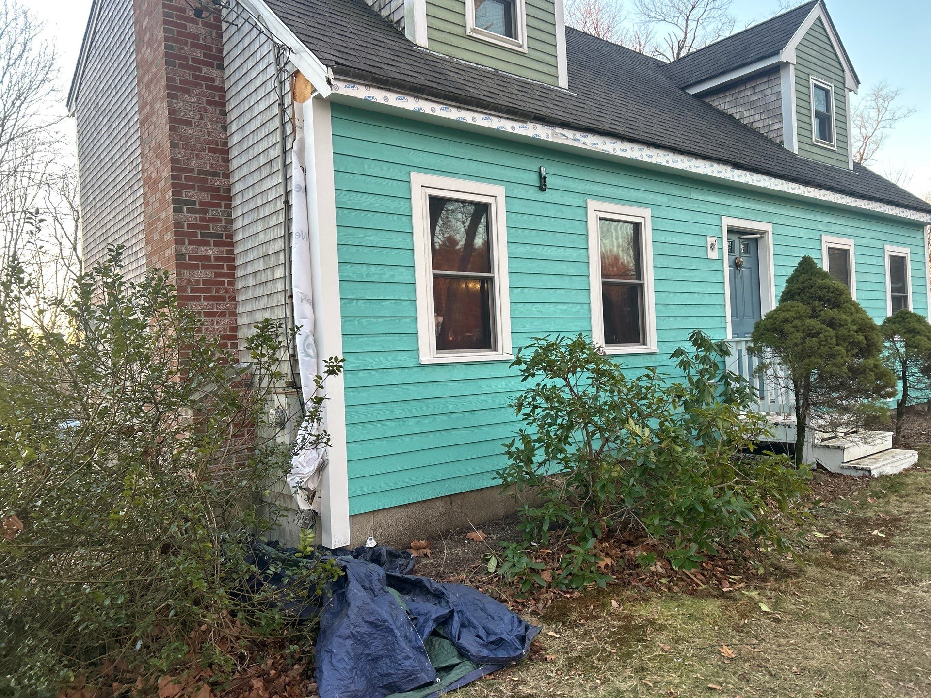 James Hardie siding in Dream Collection color - Dighton, MA by UBrothers Construction