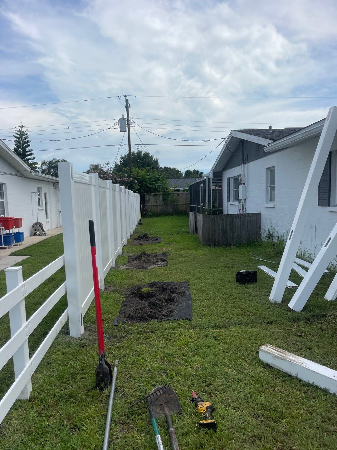 Sarasota, FL 6ft. Tall White Vinyl Privacy Fence  by Asap fence and gates, LLC