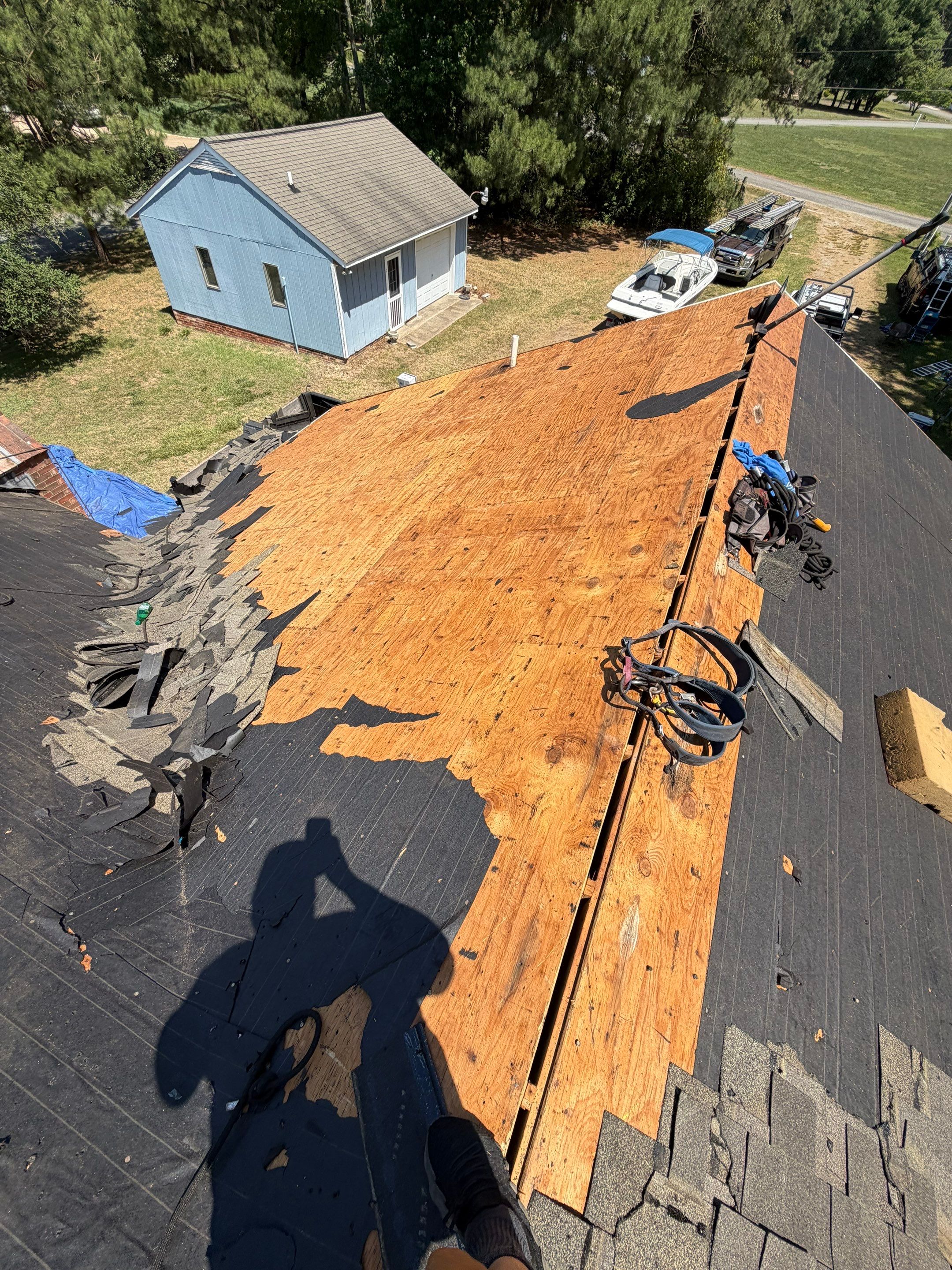 Complete Asphalt Shingle Roof Replacement and Sheathing Repair in Deltaville by Cade Construction