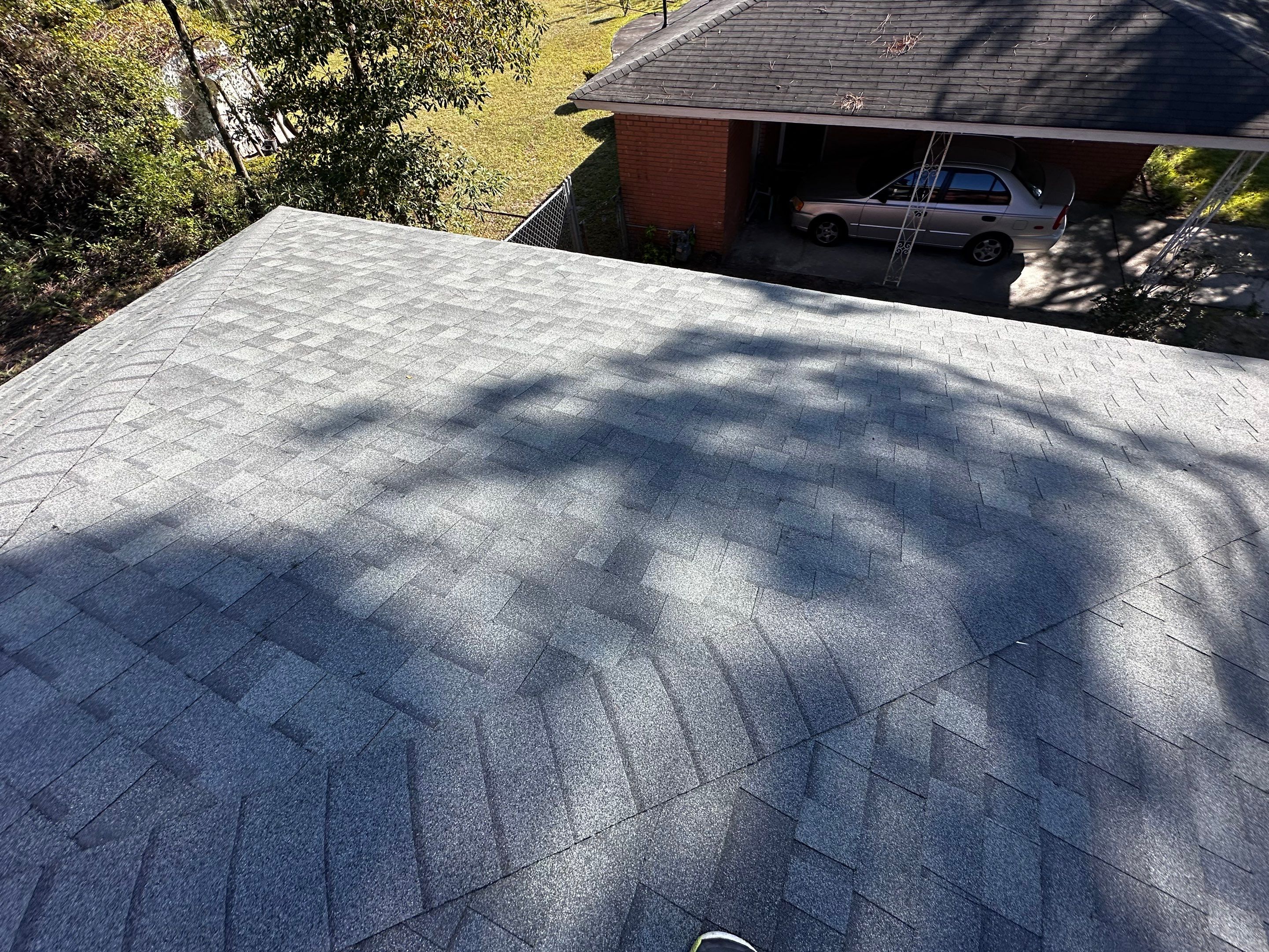 Residential Roofing Installation using Owens Corning Oakridge Estate Grey by Talya Roofing
