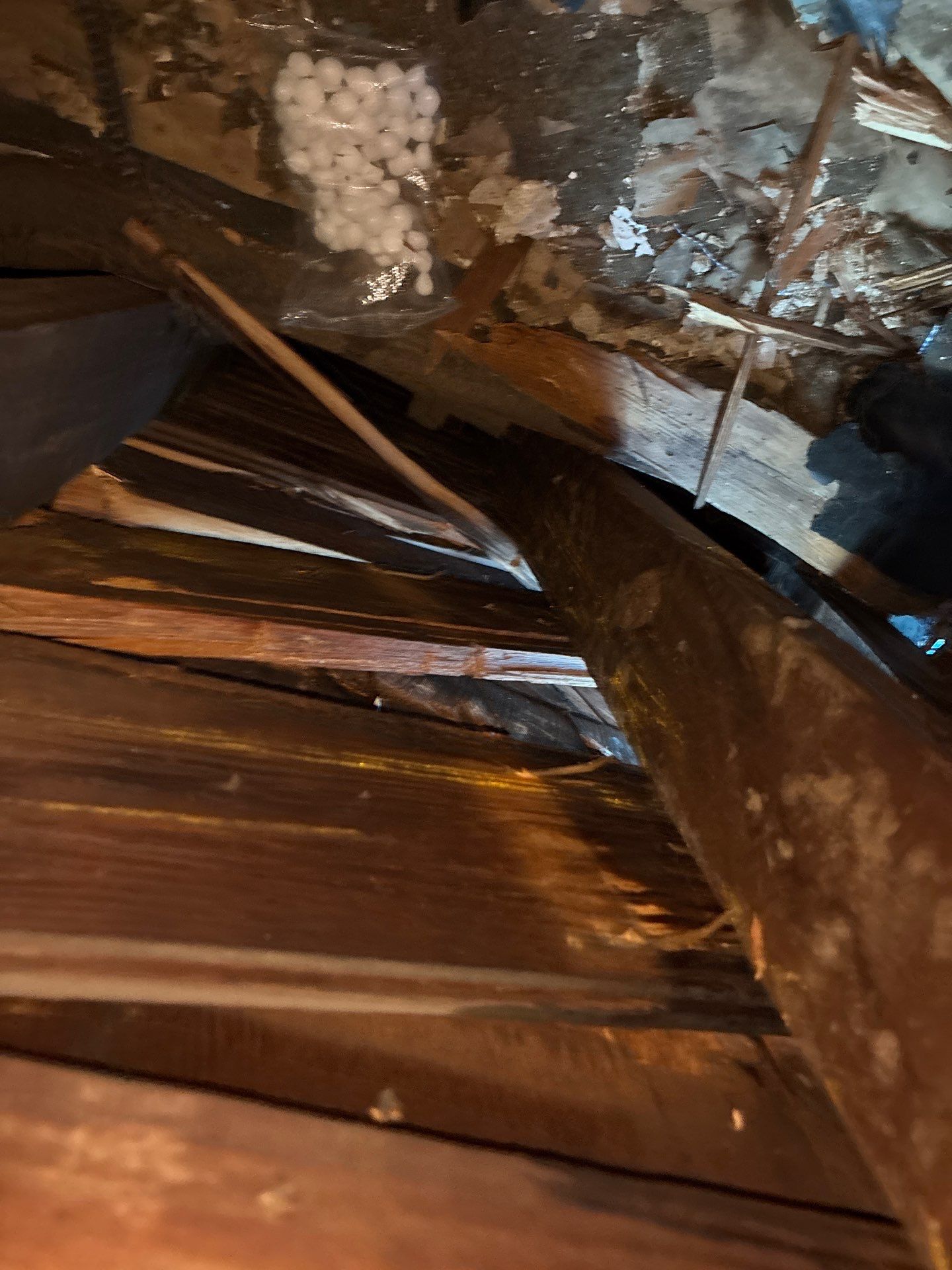 Project in Mount Vernon by The Energy Efficient Roofer & George's Seamless Gutters
