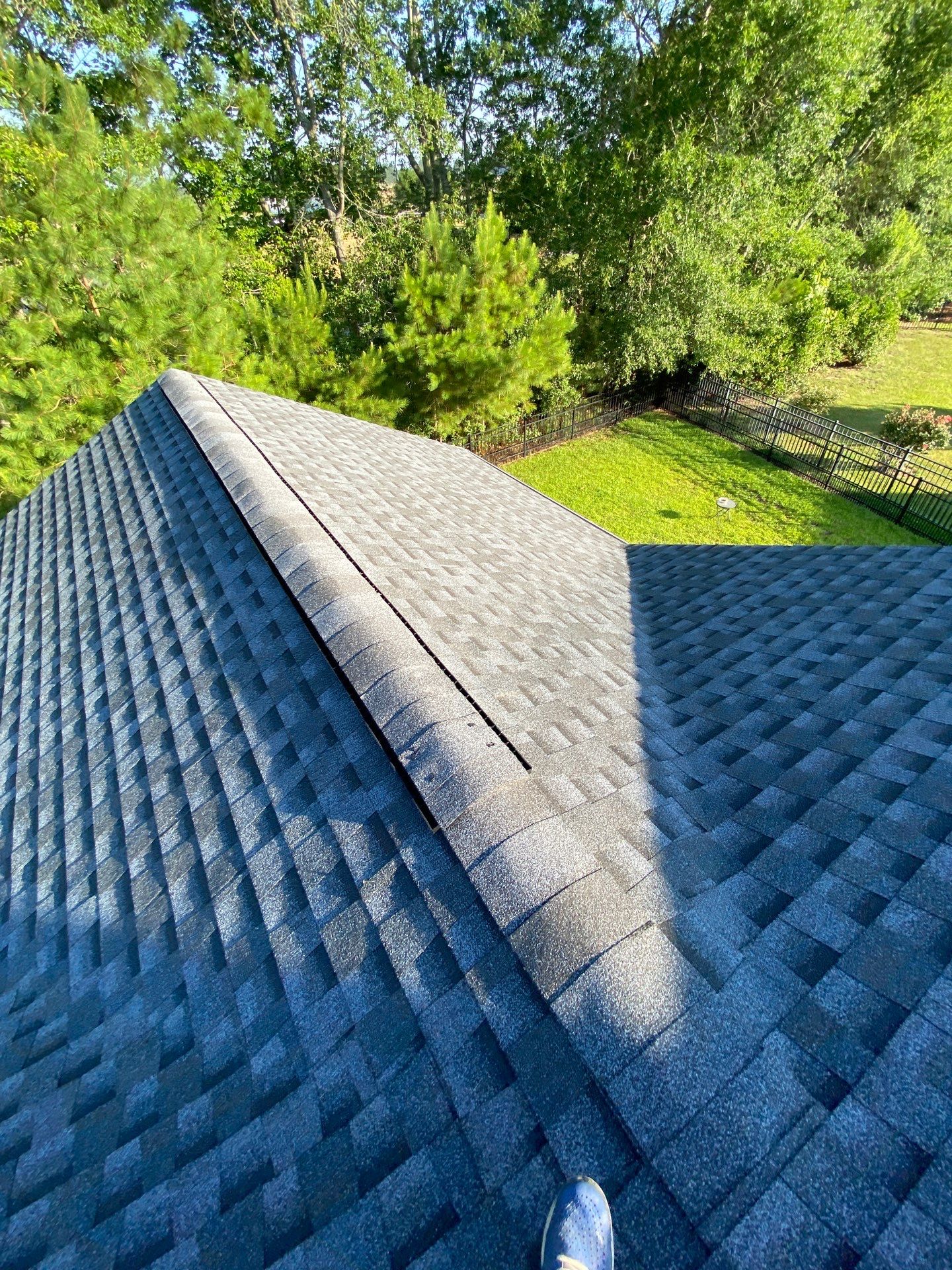 GAF HDZ- Pewter by Linta Roofing