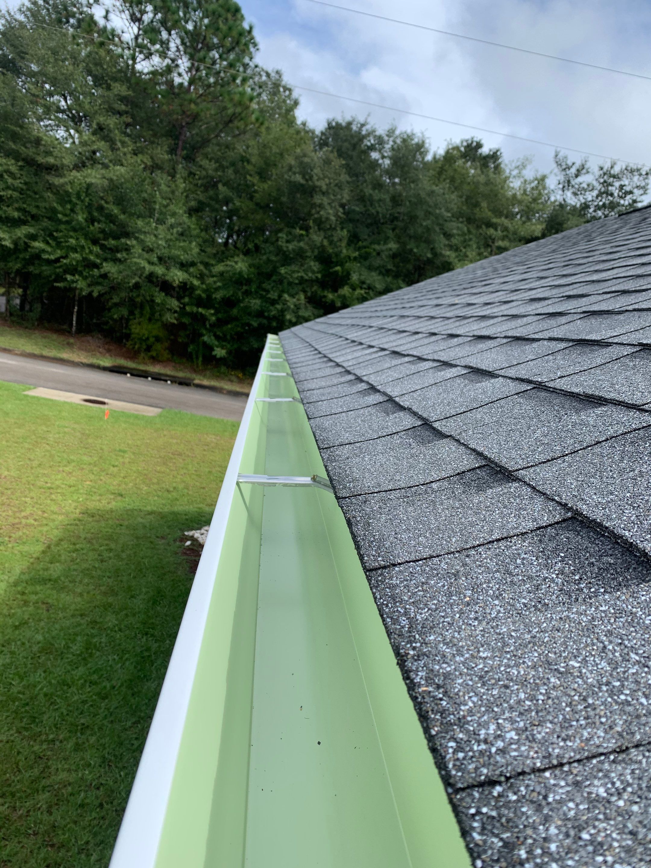 K-Style Seamless Gutter Installation using 6 Inch Seamless Gutters in Milton FL by Gutter Professors