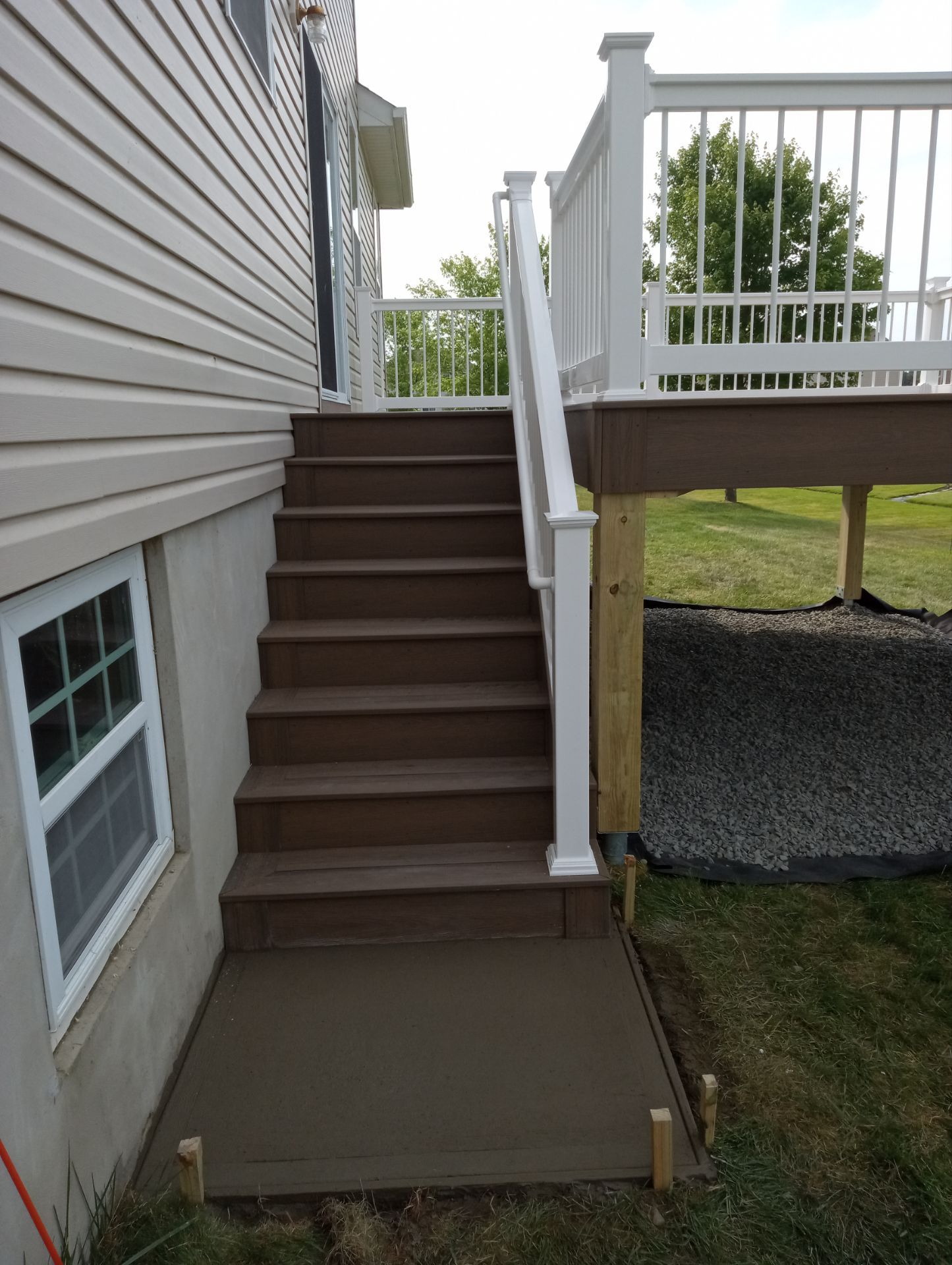 New Deck in Monroe by deck guardian