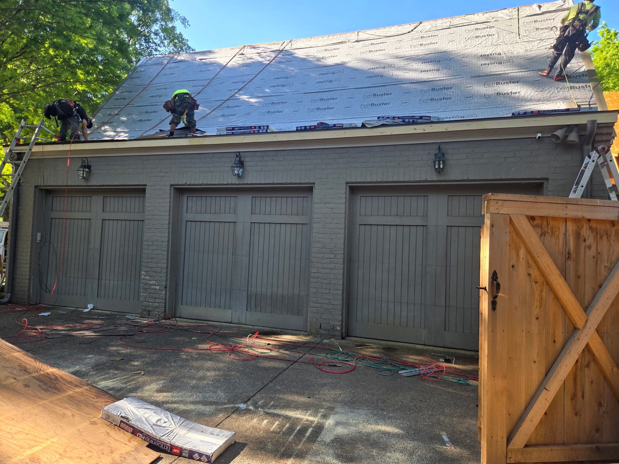 GAF Timberline HDZ Roof Replacement and Exterior Wood Repairs in Memphis by Revival Roofing Services