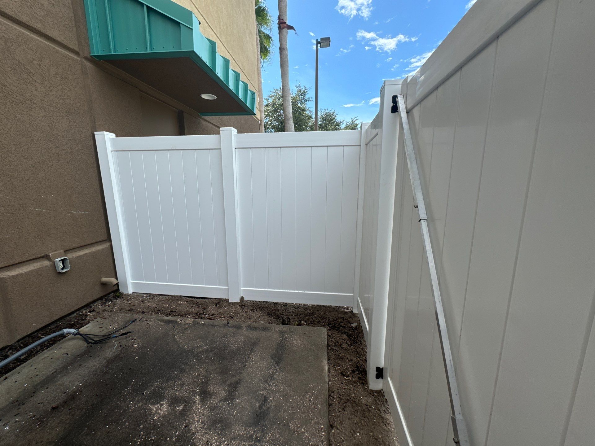 Vinyl Privacy Fence using 6Ft White Vinyl Privacy Fence by Asap fence and gates, LLC