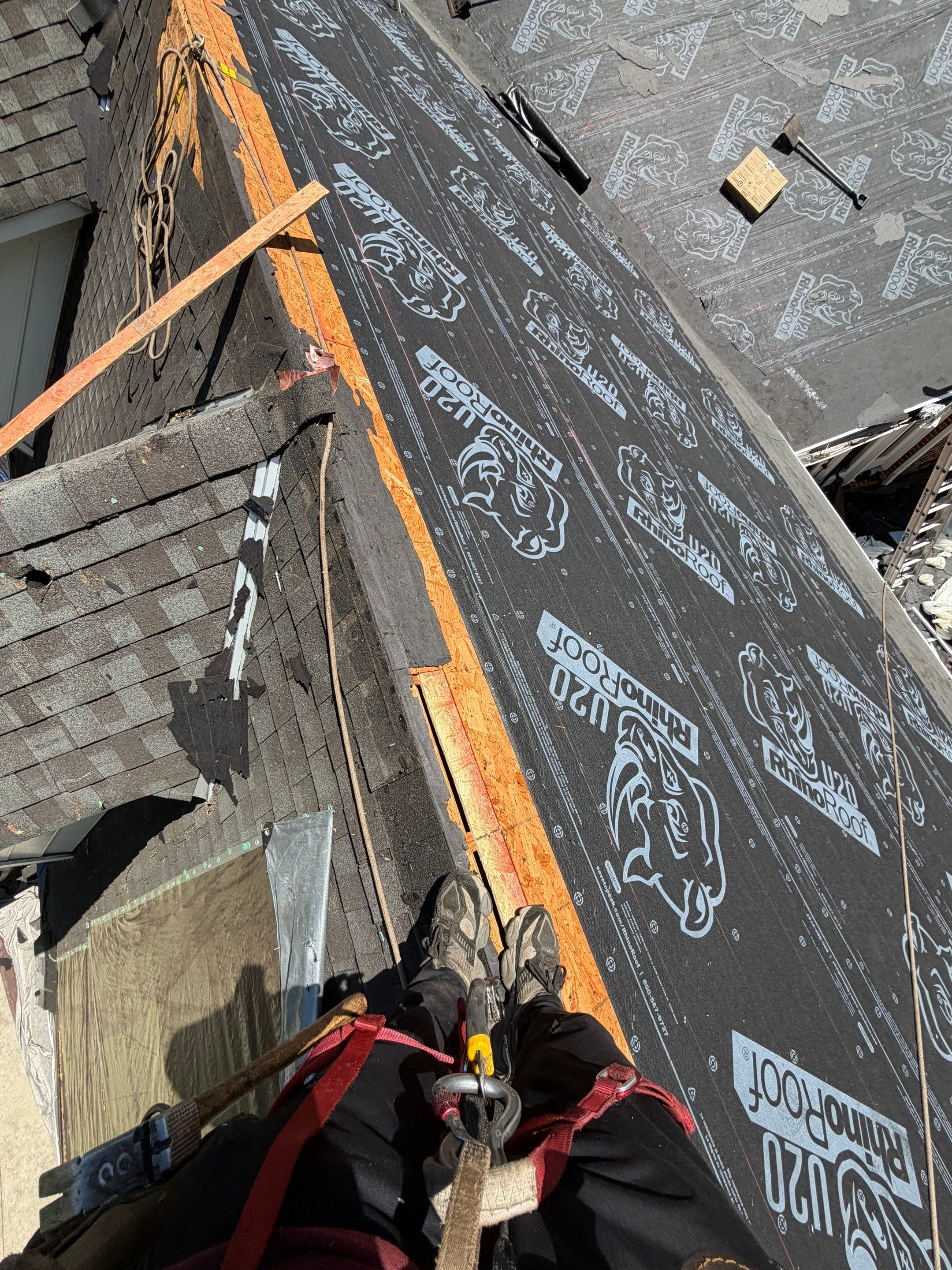 Comprehensive Roof and Gutter Replacement After Tree Damage in Midlothian by Cade Construction
