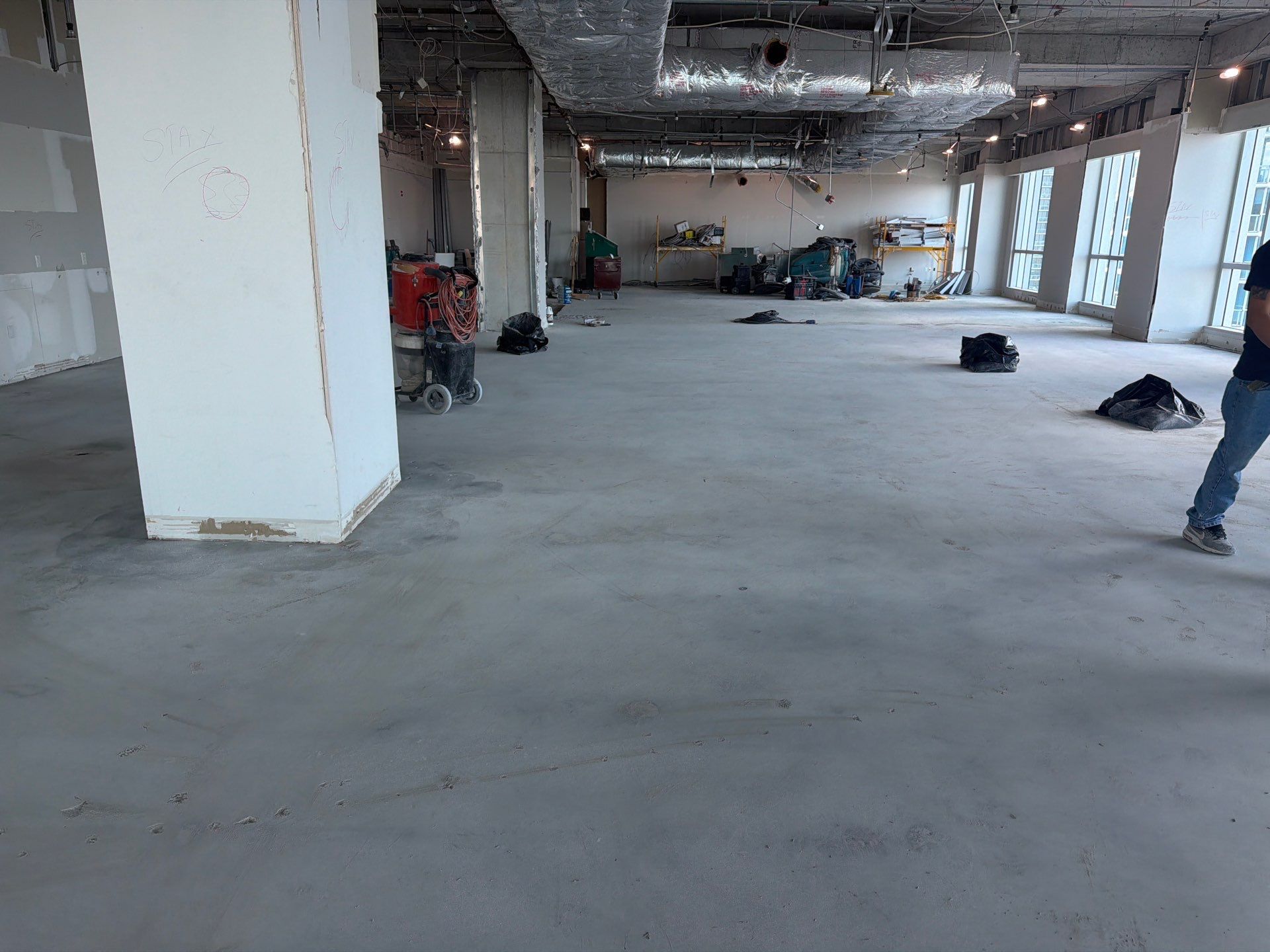 1111 Brickell Ave Offices by Seamless Surfaces