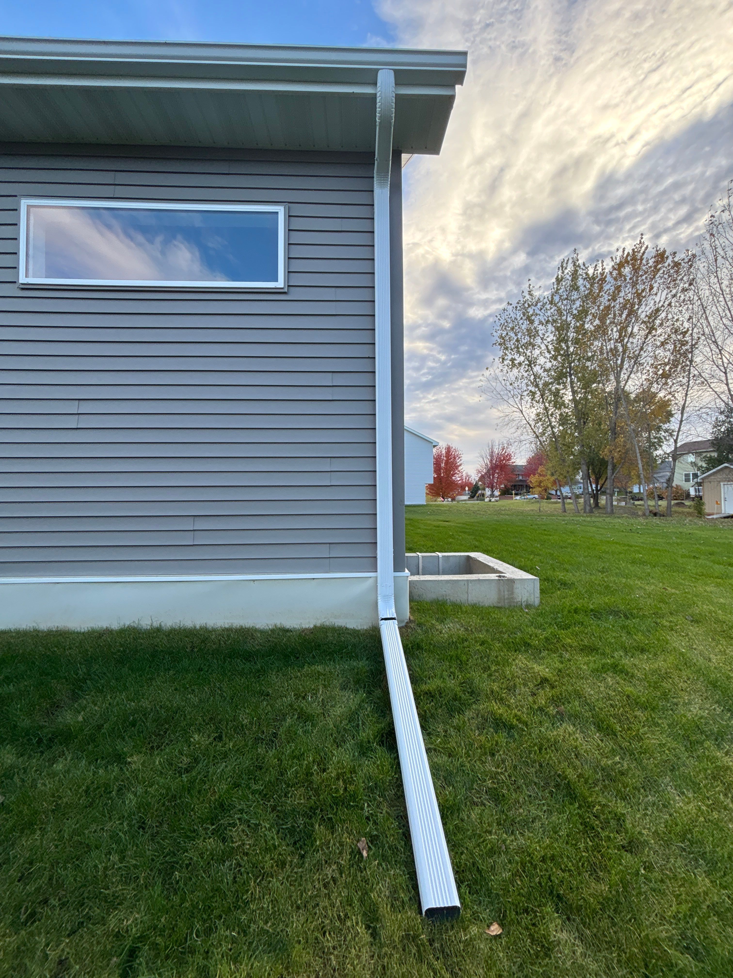 5-Inch Seamless Gutter Installation with Black Steel Screens – Buffalo, MN by Next Level Seamless Gutters / Exteriors Inc.