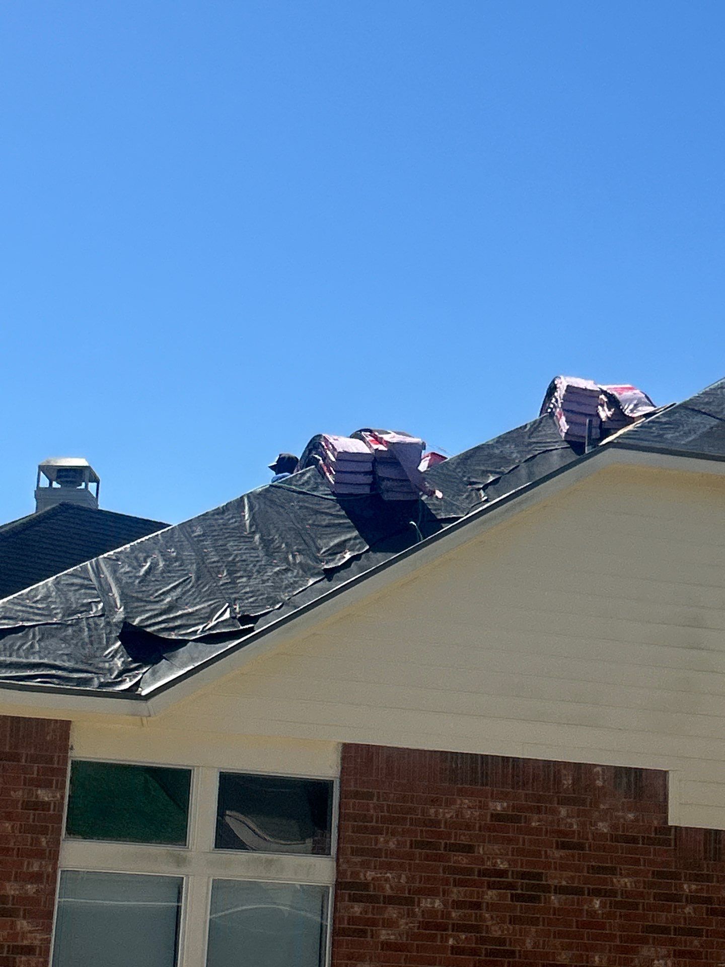 Residential Roofing Installation using Owen's Corning Duration (Lifetime) Shingles by Roof Repair Company
