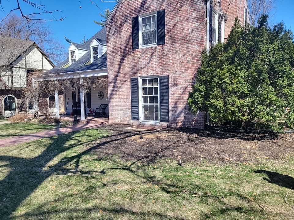 A Beautifully Landscaped Home Retreat by New Horizon Landscapes