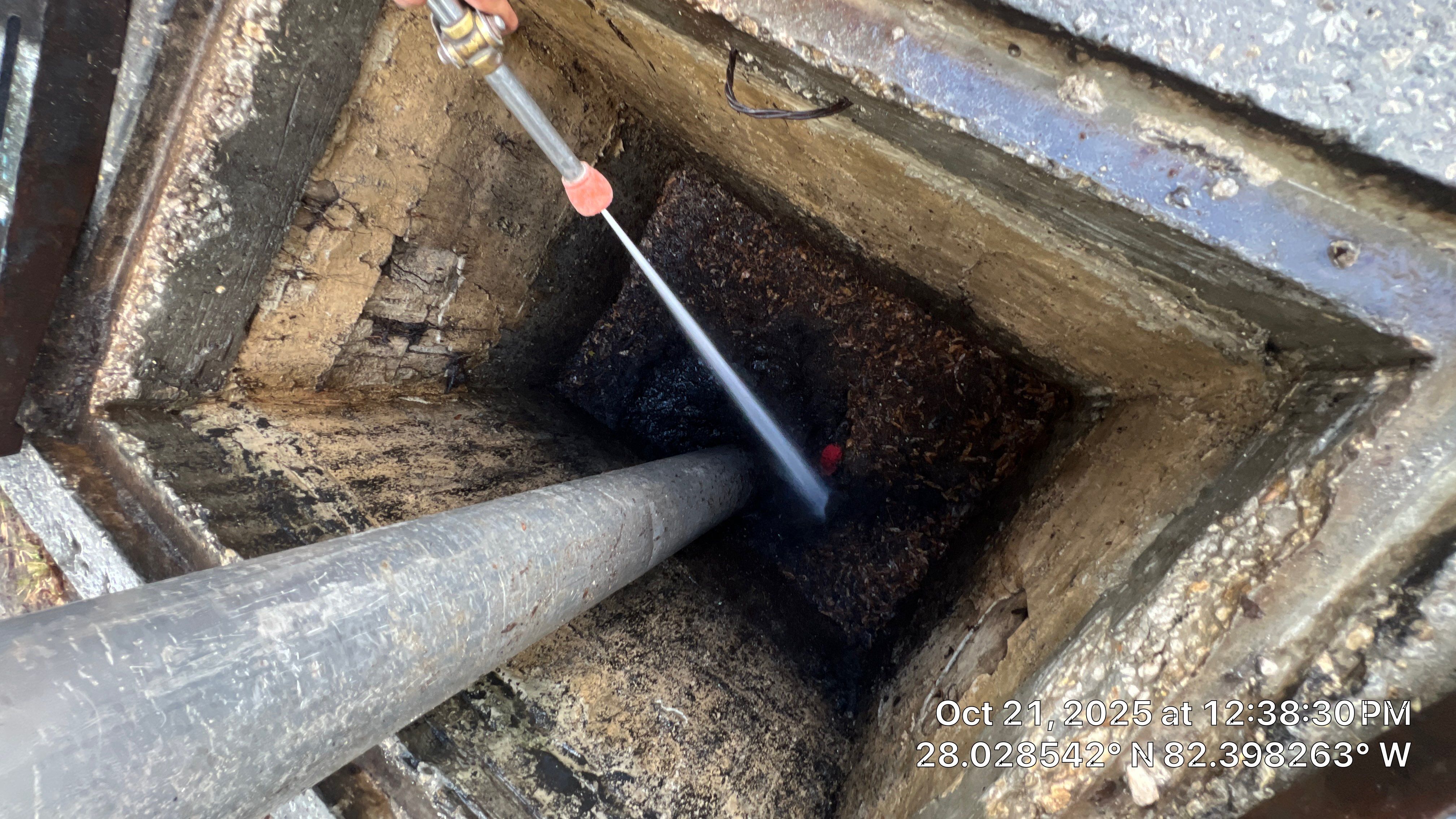 Apartment Complex Storm Water System Cleaning and Maintenance by APS Power & Water