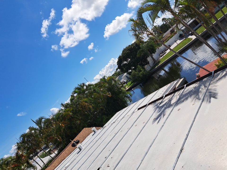 Project in St. Petersburg 33702 by Mitchell Roofing Company LLC 