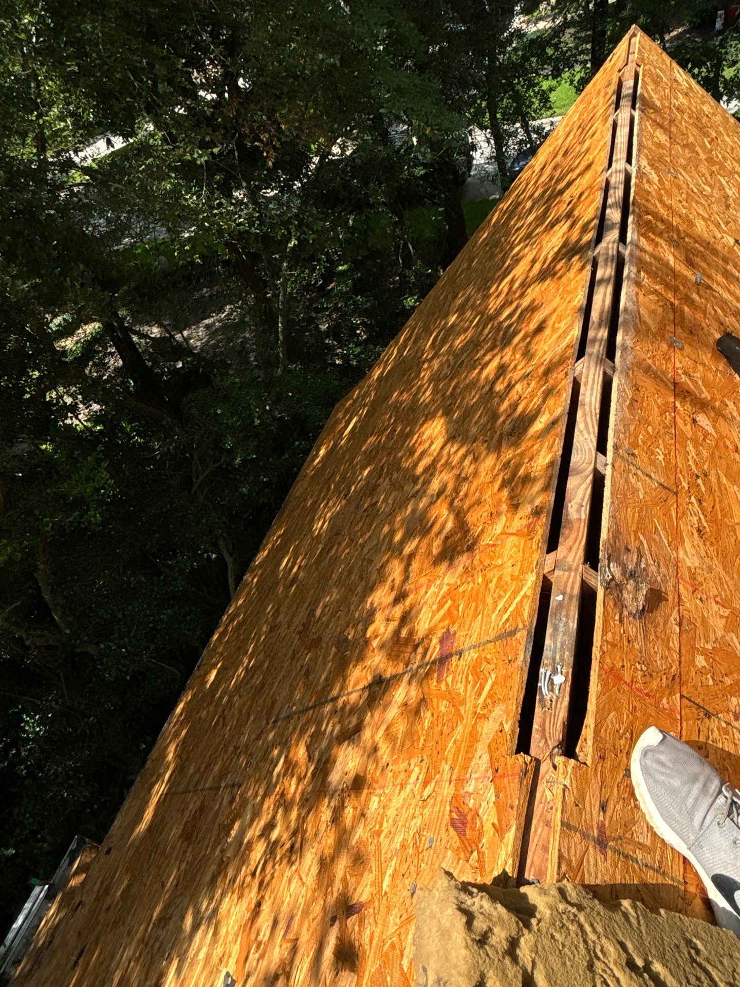 Residential Roofing Installation using Owen's Corning Duration (Lifetime) Shingles by Roof Repair Company