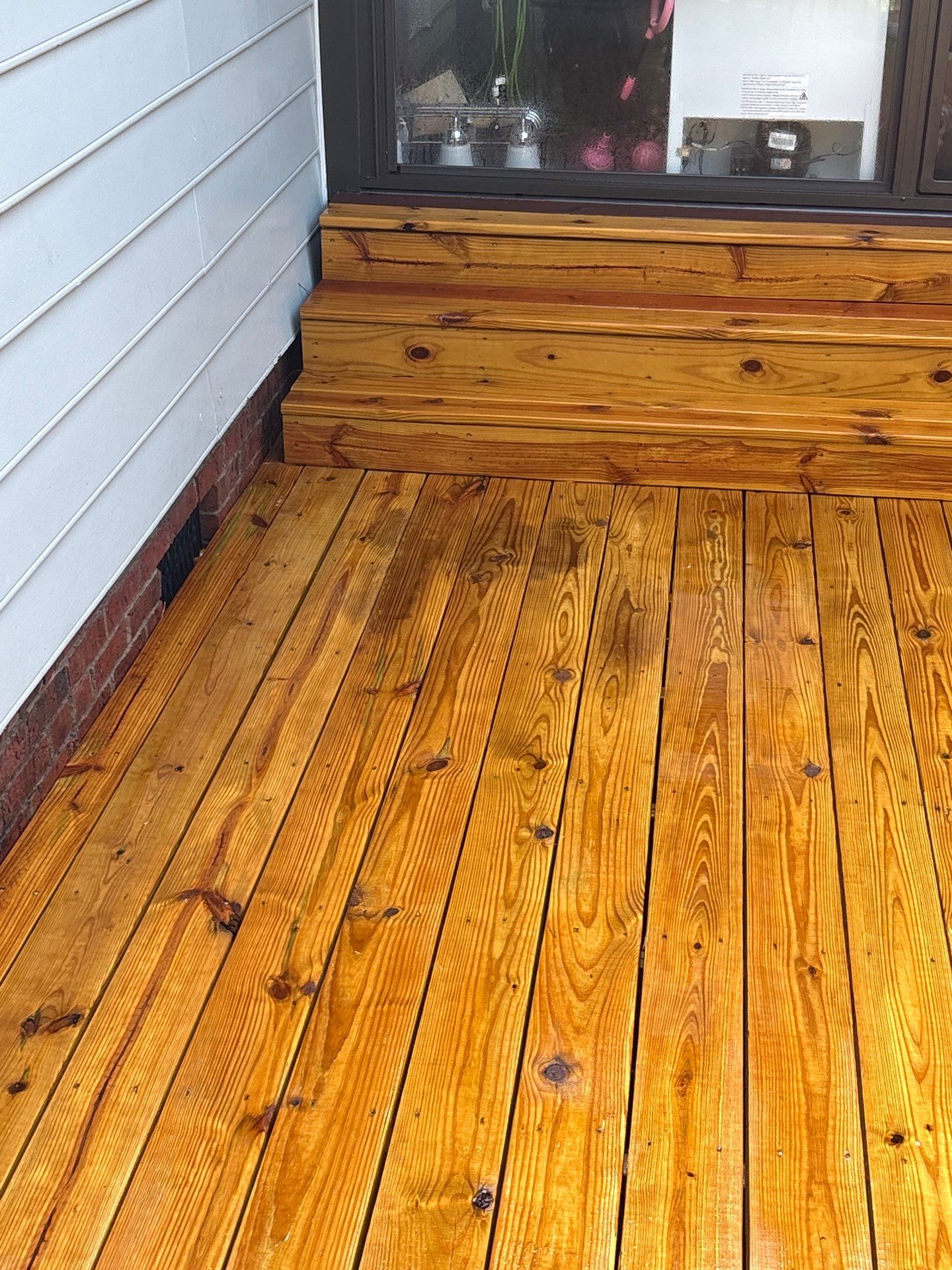 Deck using Wood Sealant by DuraSeal