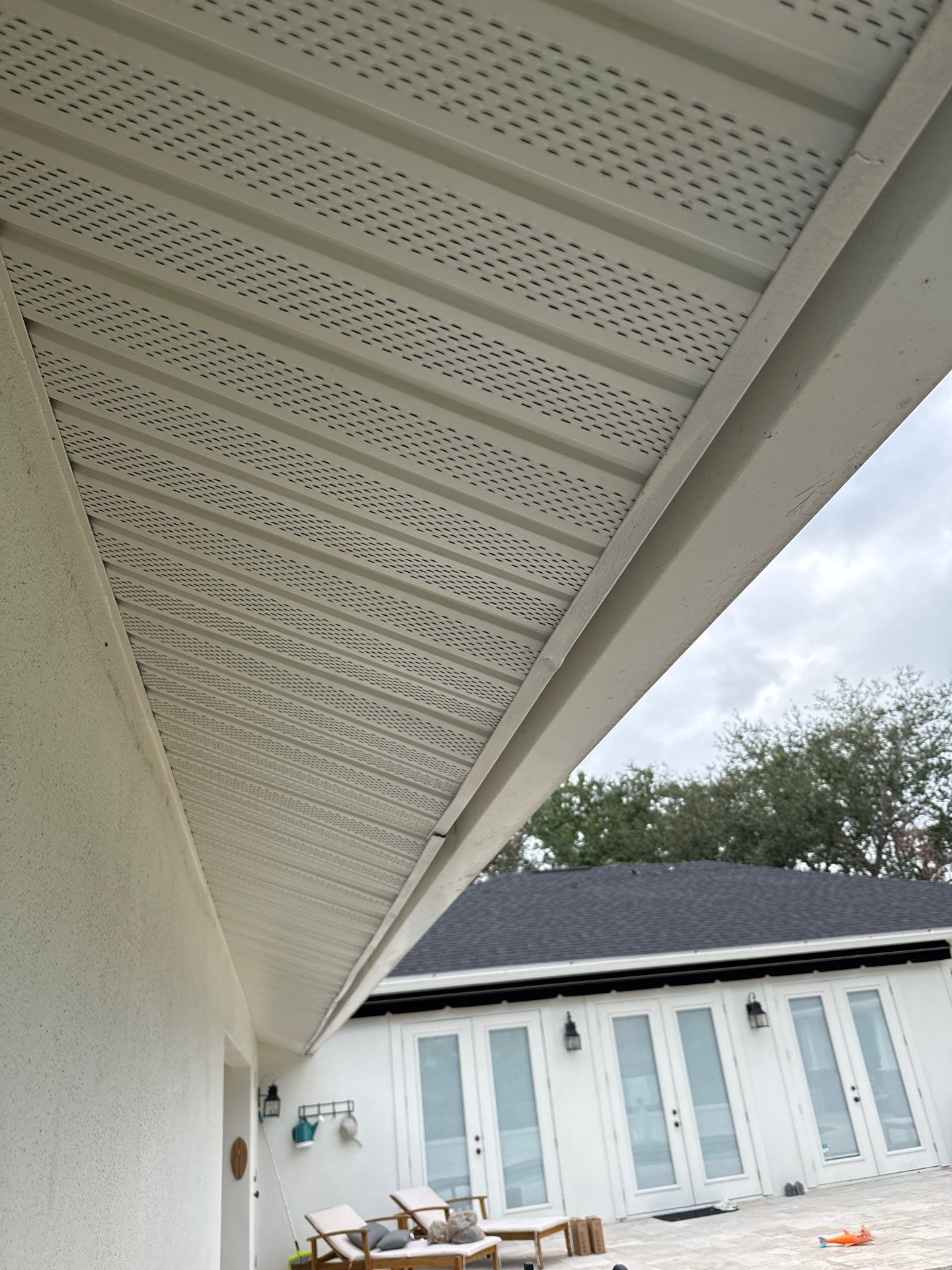 Seamless Gutters for Homes in Bradenton FL by Gutter Professors