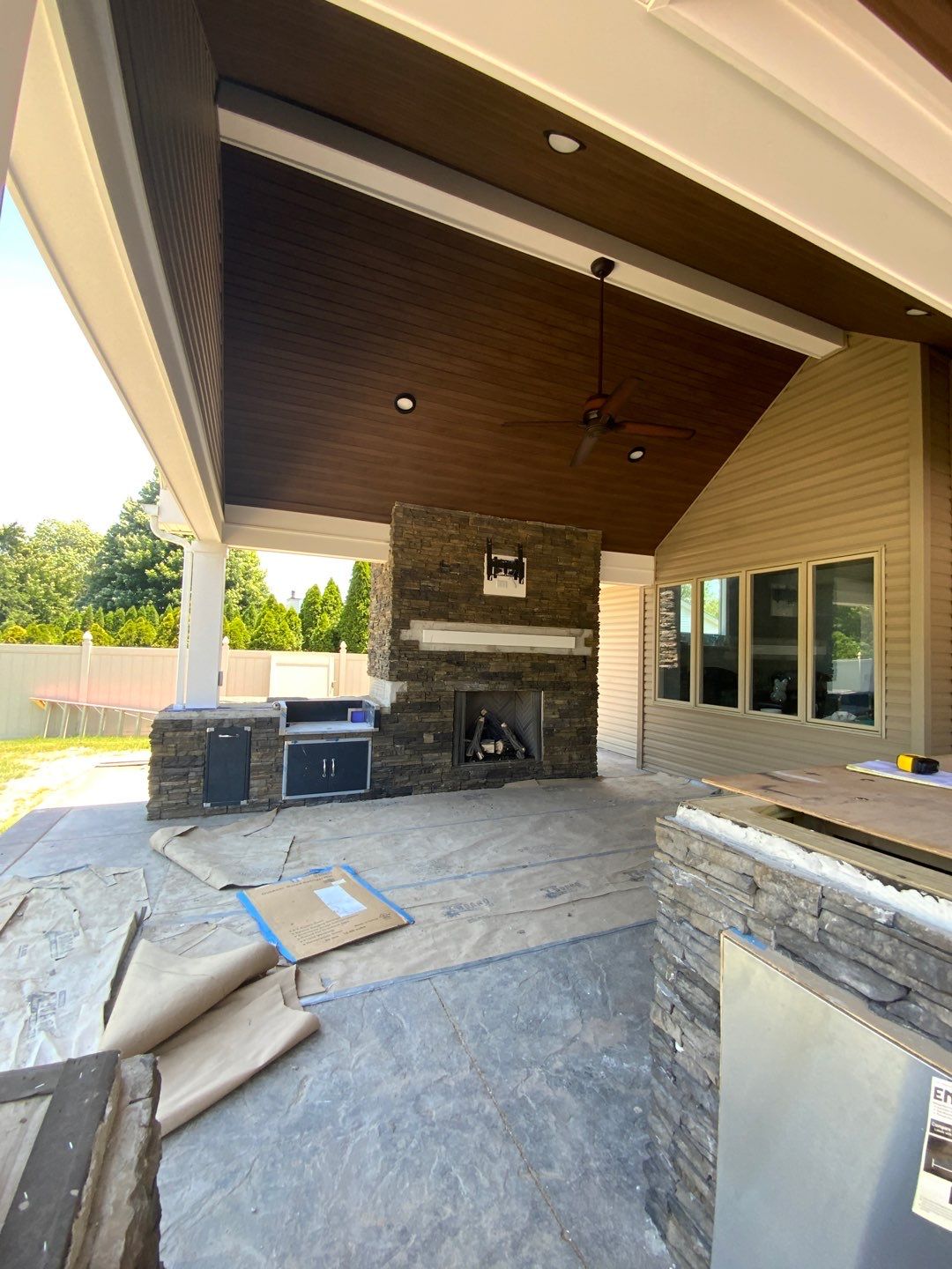 Outdoor Living Addition by Ivy Lea Construction