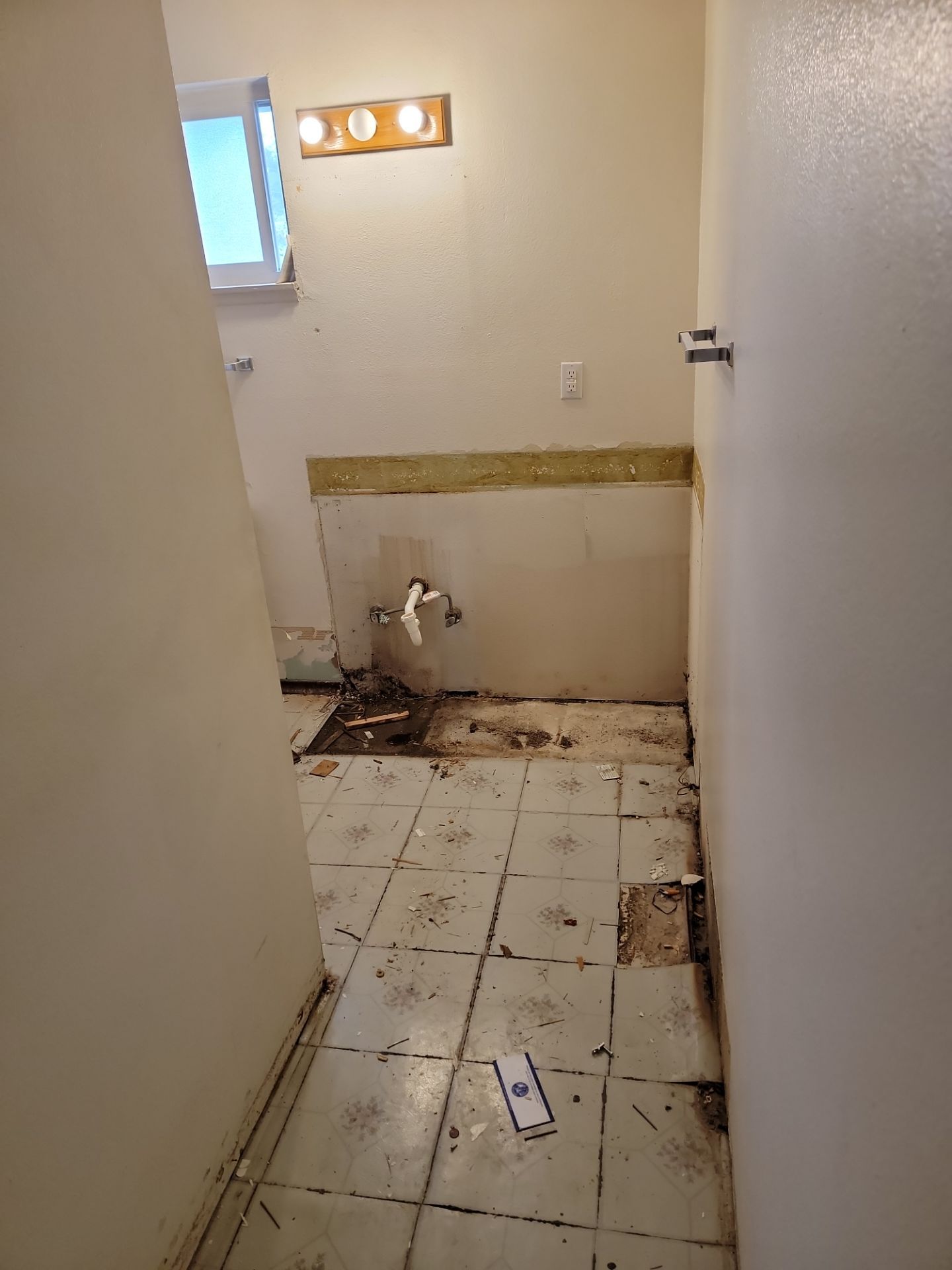 Lakewood remodel by Long Range Customs LLC