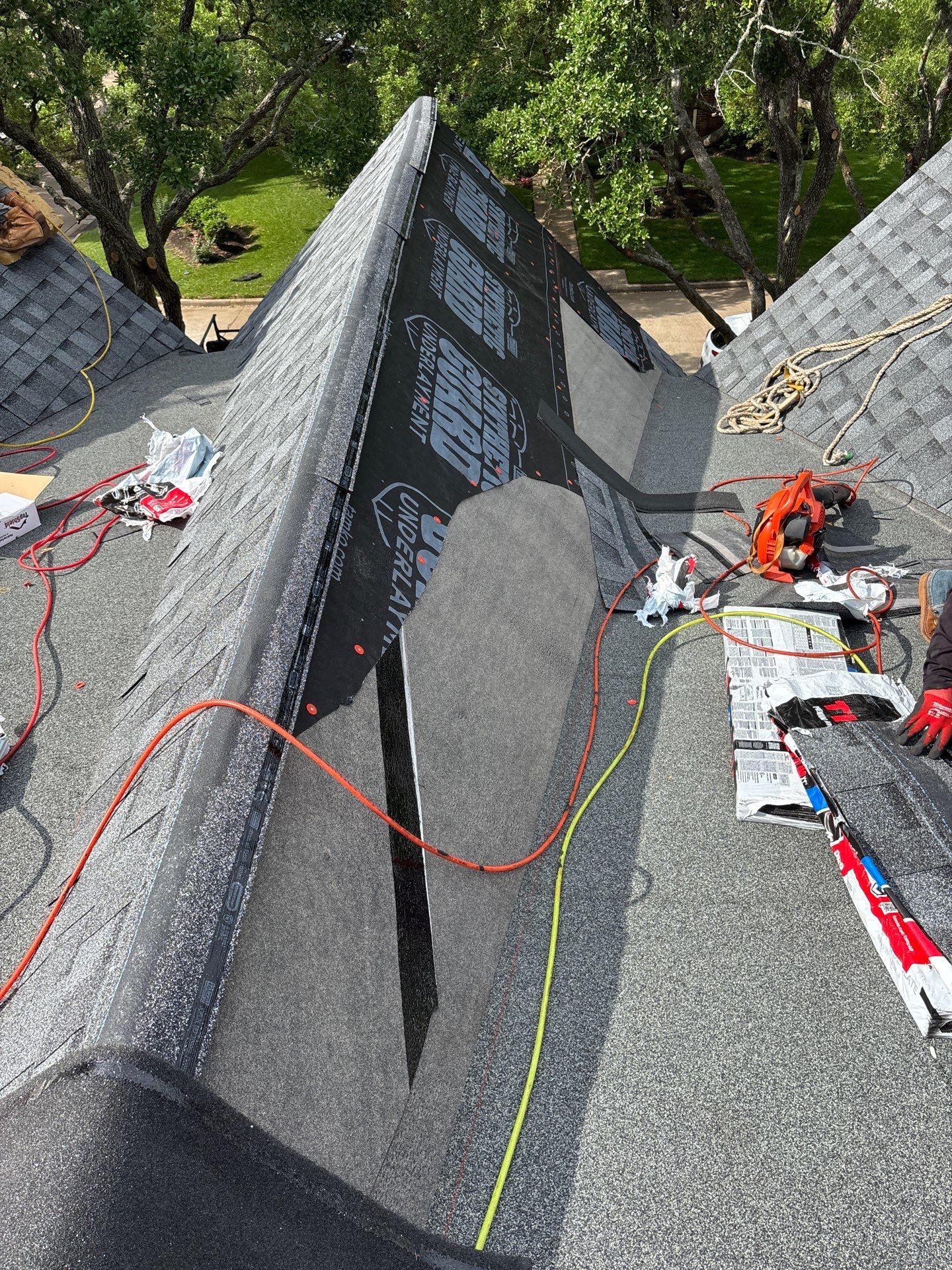 Roof Replacement Houston by Roof Repair Company