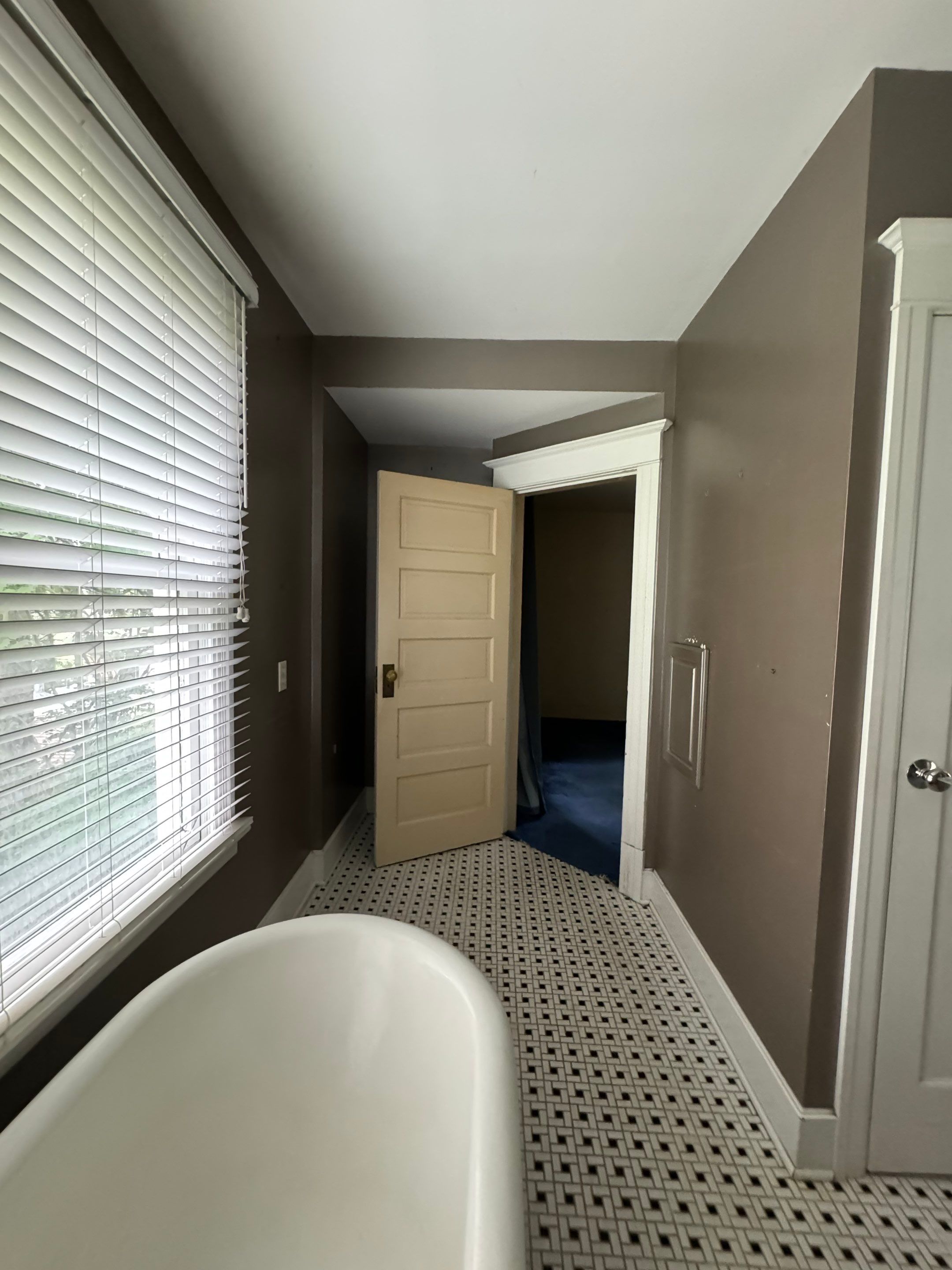 Historic 1906 Capital Hill Remodel by LinMak Construction