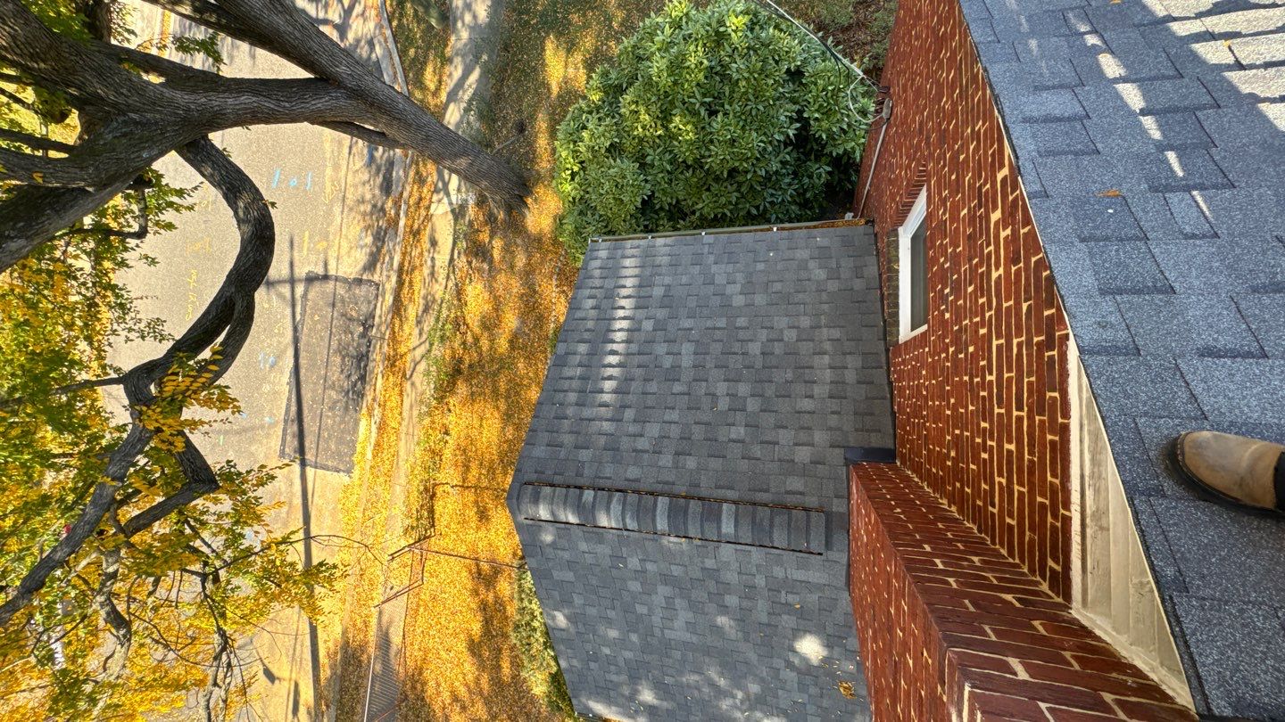 Arlington: Residential Roof Replacement With CertainTeed Landmark Designer Shingles in Georgetown Gray by RM Banning, Inc.