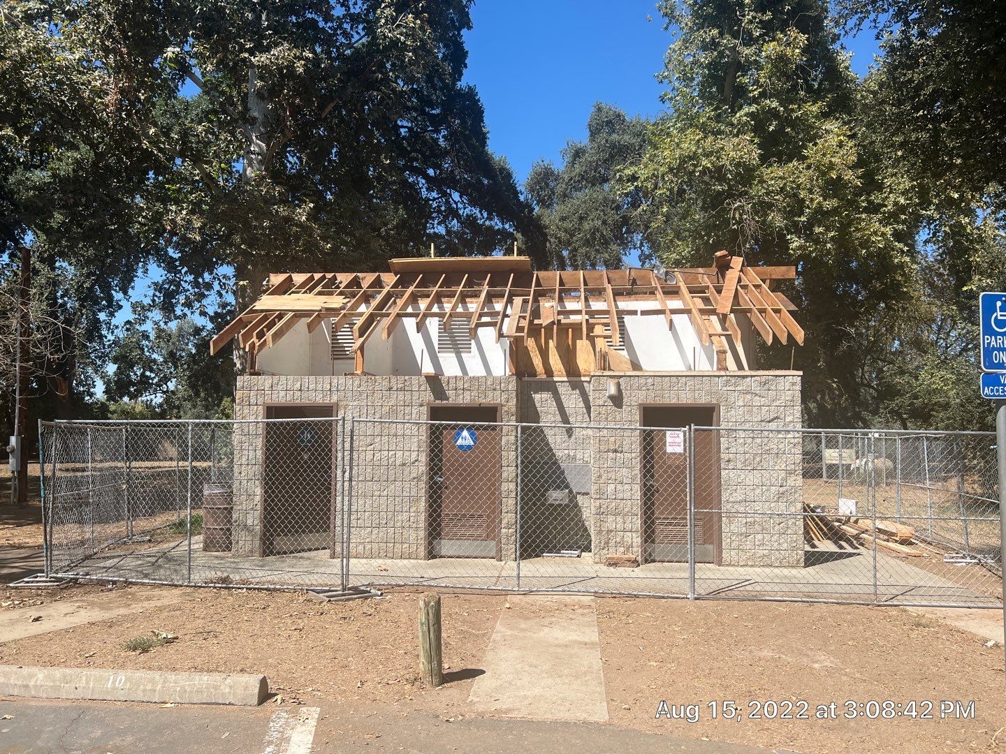 Metal roofing installation using Standing seam metal roofing system by Straight Edge Roofing Inc