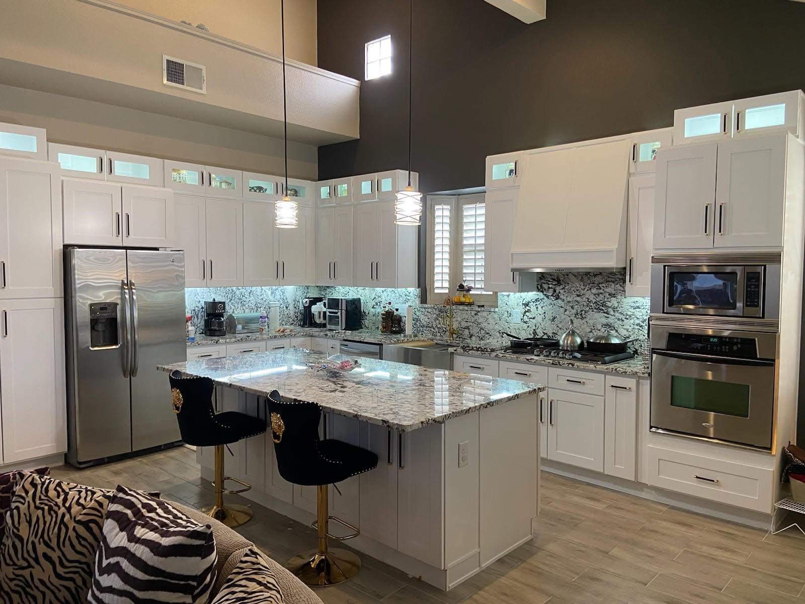 Modern Kitchen and Master Bathroom Renovation in El Paso by SC Remodeling