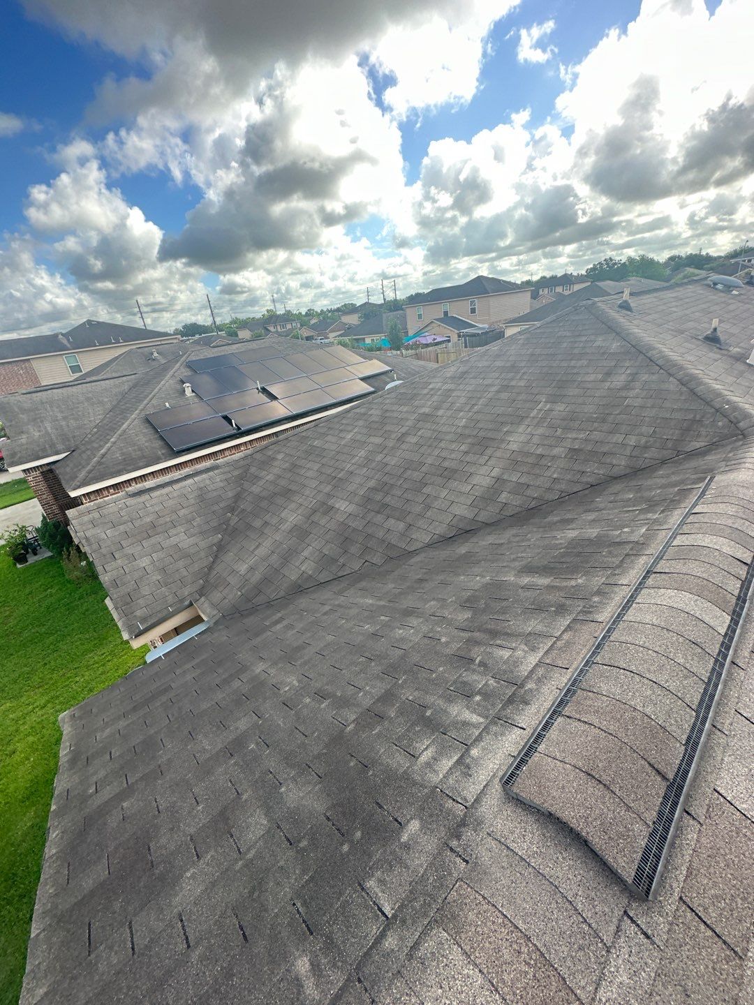 Residential Roofing Installation using Owen's Corning Duration (Lifetime) Shingles by Roof Repair Company