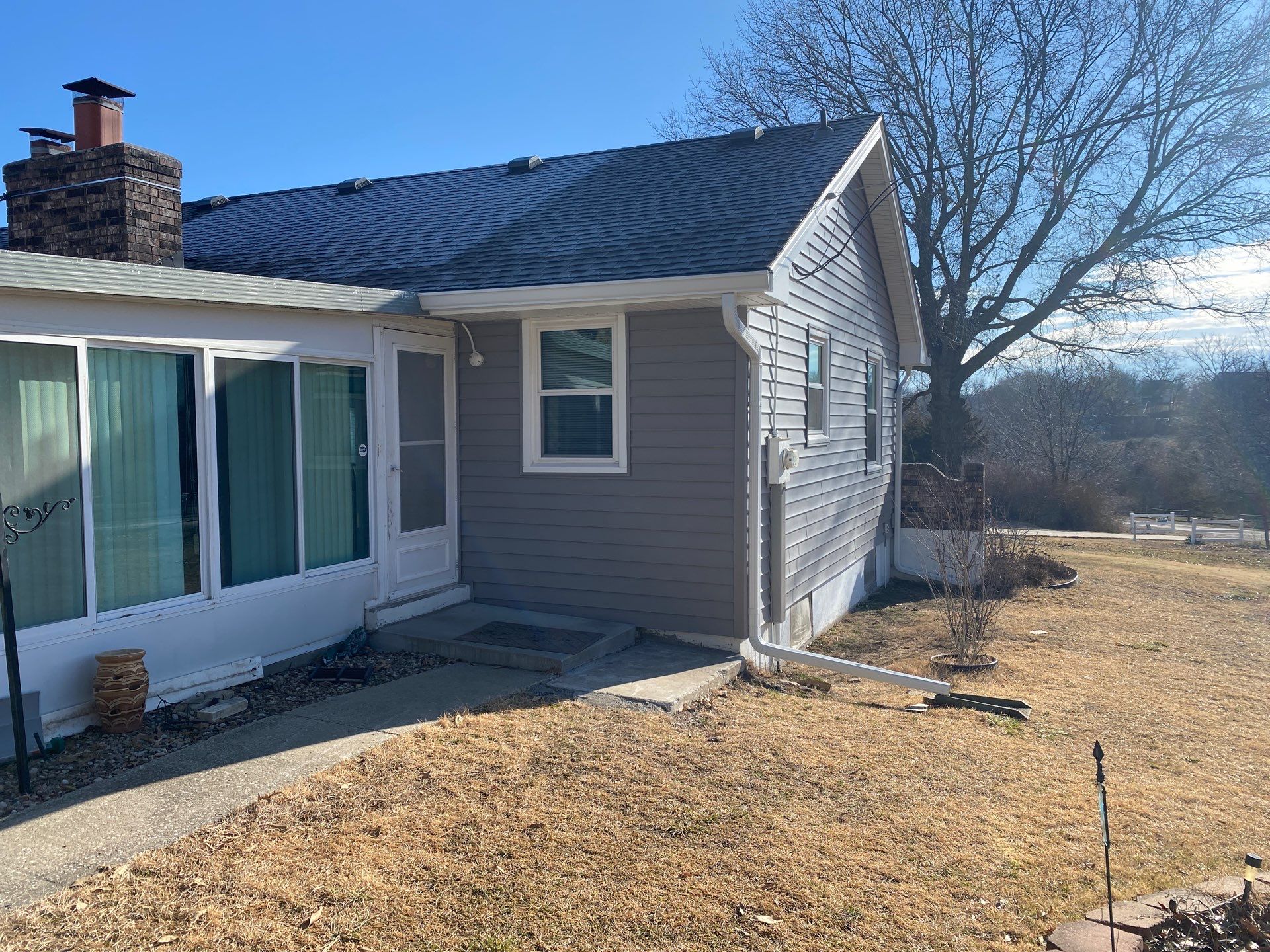 Siding Installation using Exterior Portfolio Vinyl Siding by EEC Windows, Siding & Roofing
